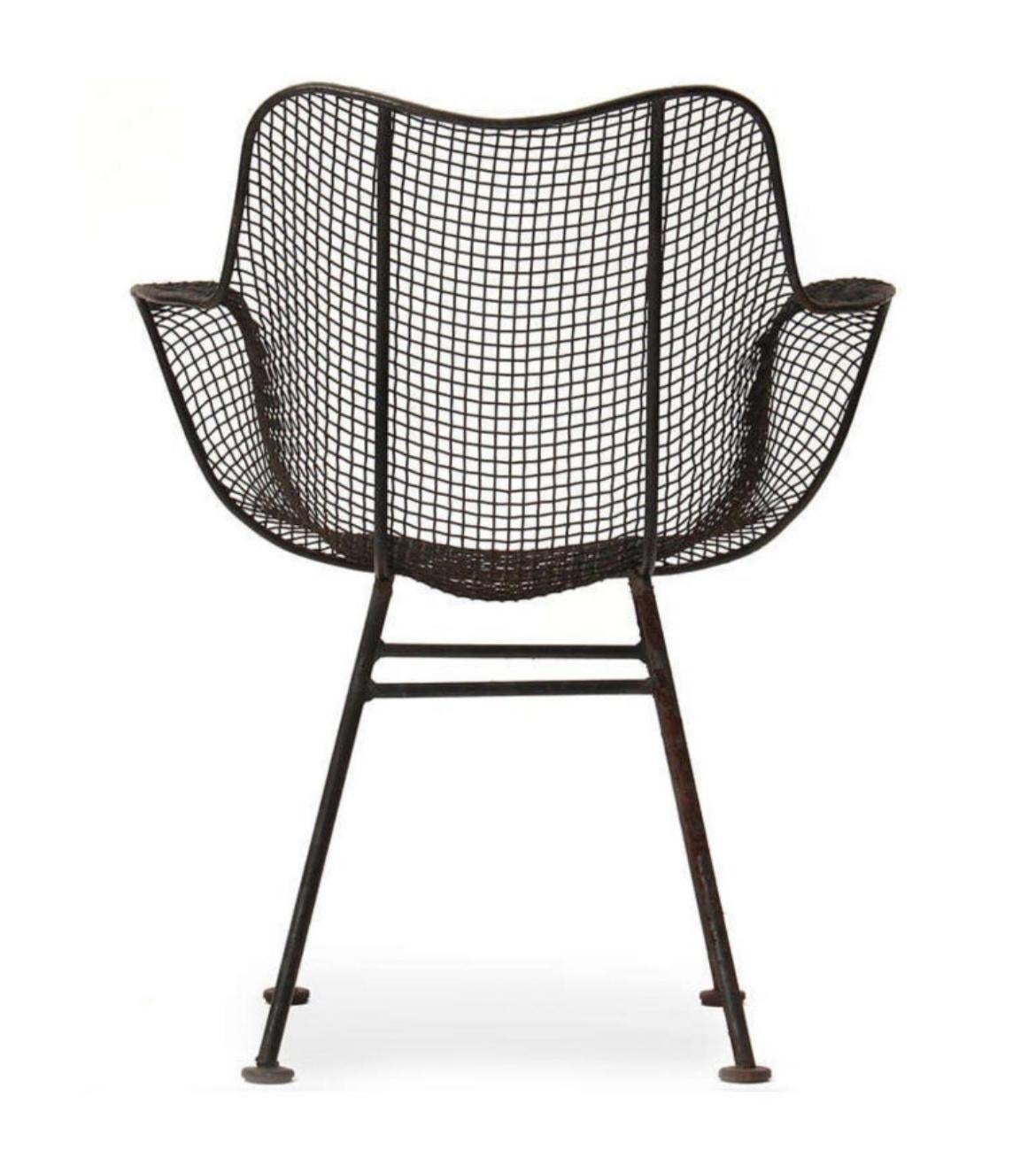 Welded Pair Mid-Century Russell Woodard Sculptura Mesh Sculpted Patio Armchairs Black