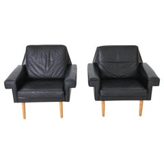 Pair Mid Century Scandinavian Danish Modern Black Leather Lounge Chairs Pair Mid Century Scandinavian Danish Modern Black Leather Lounge Chairs