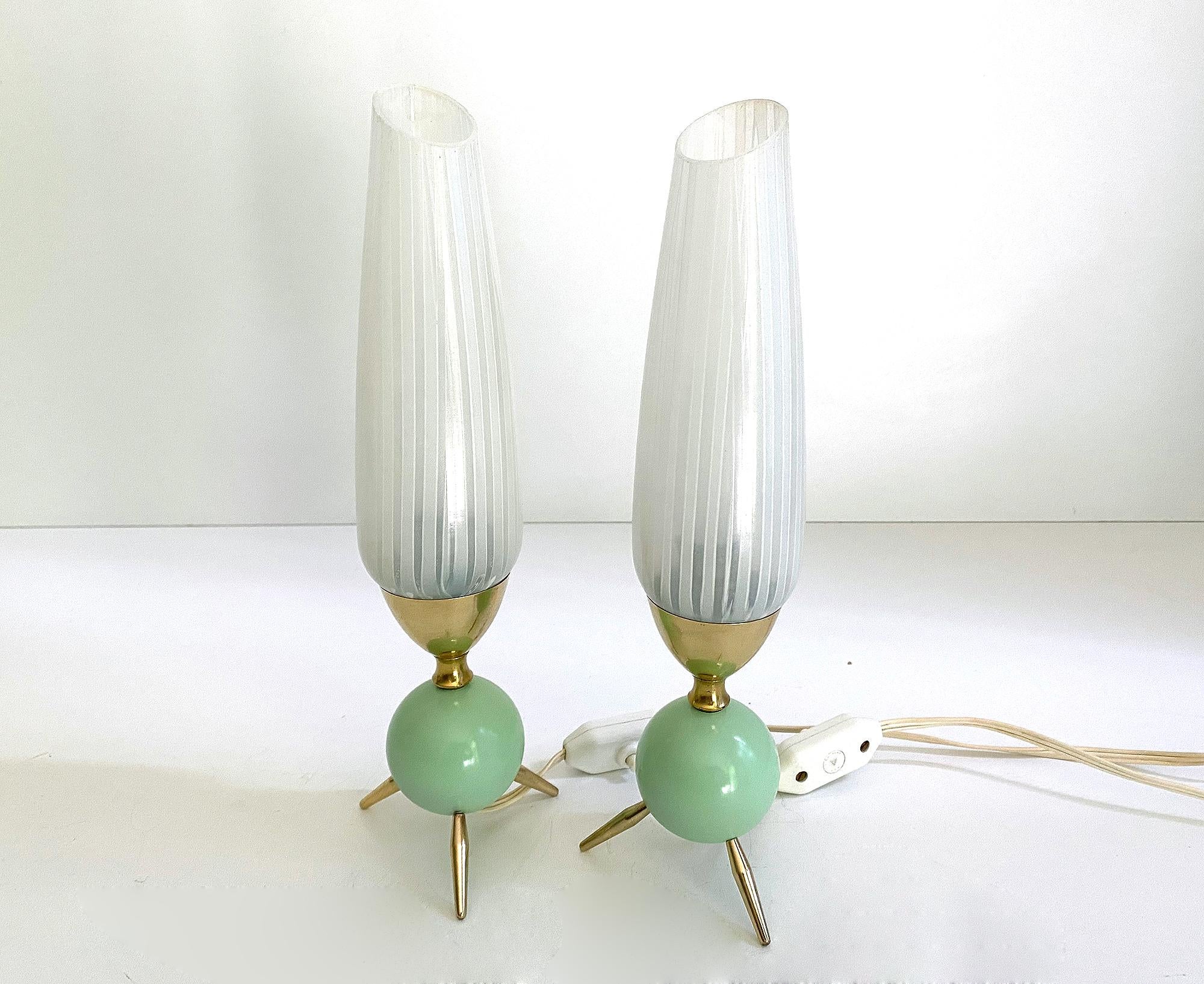 French  Pair of UNIQUE Tripod Table Lamps Lights, Stilnovo Style, Brass Glass, 1950s  For Sale