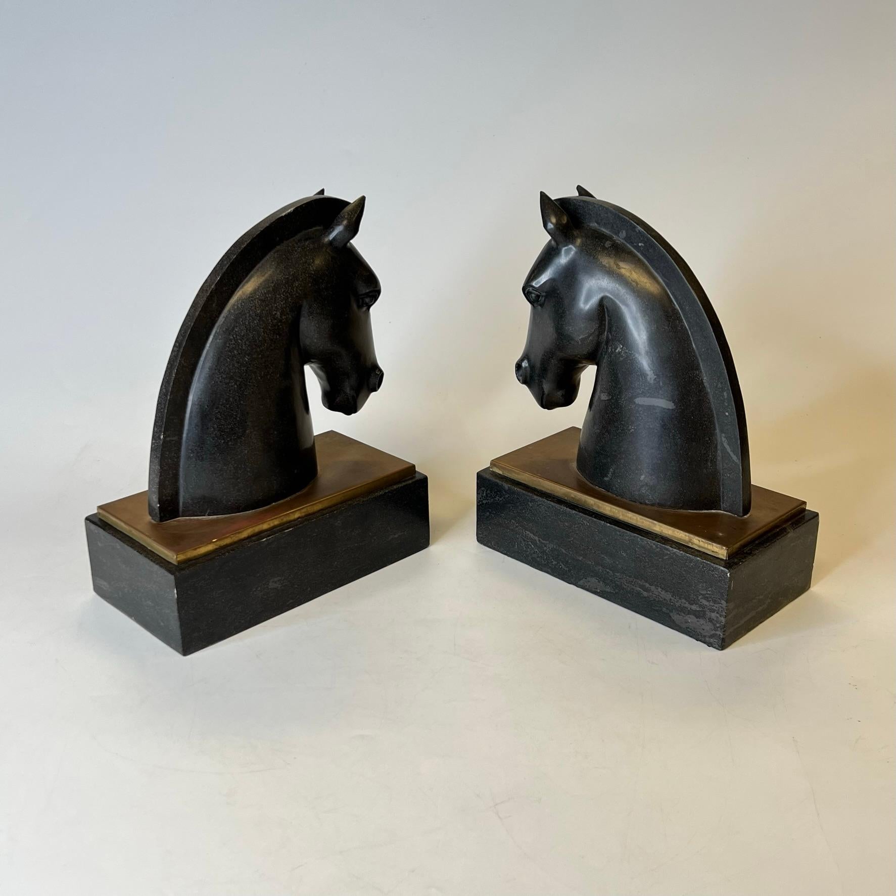 Pair mid Century Stylized Horse Head Bronze and Stone Sculptures or Bookends In Good Condition For Sale In New York, NY