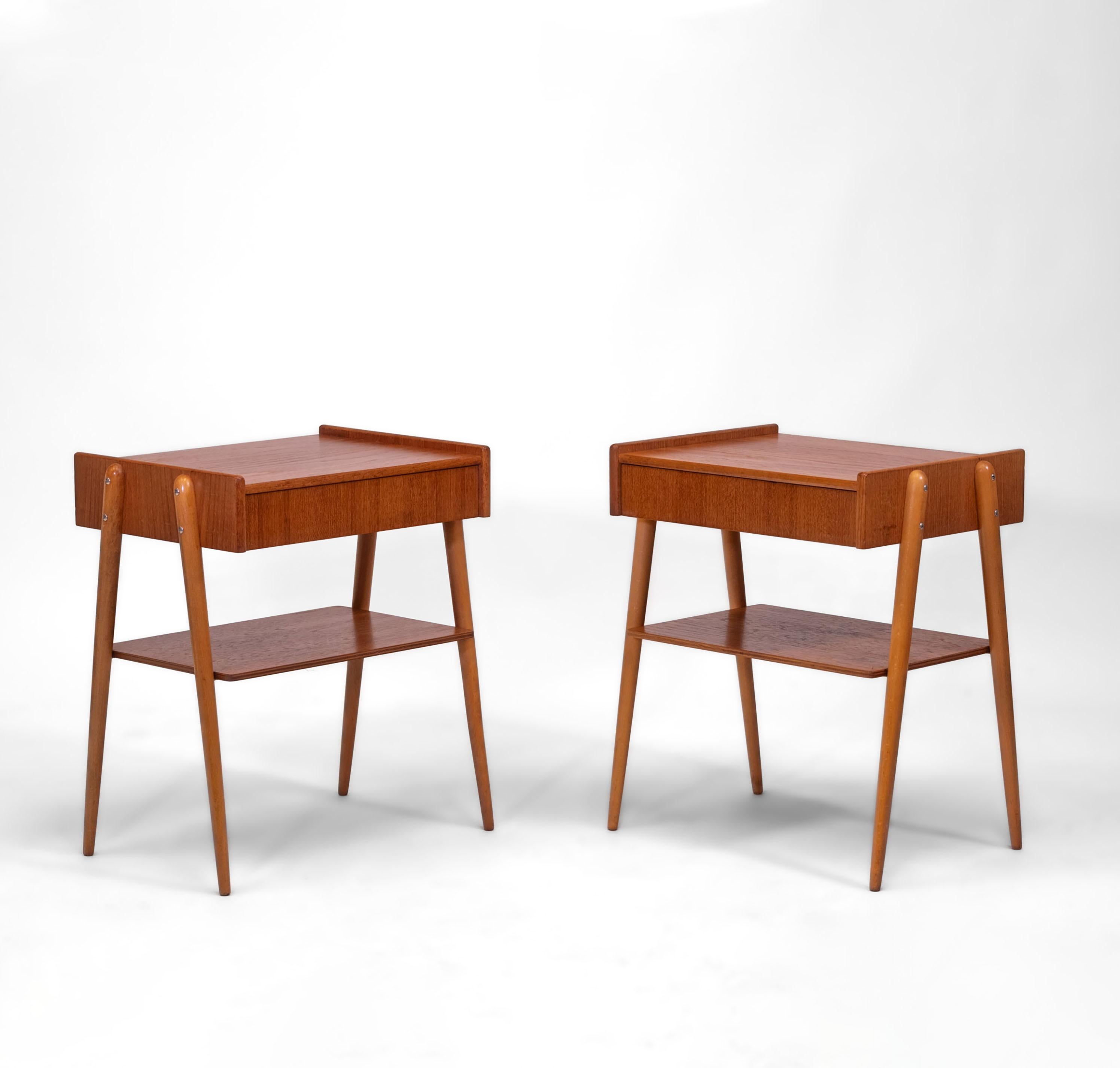 Paire de tables de chevet suédoises en teck du milieu du siècle par Carlström & Co en vente 8