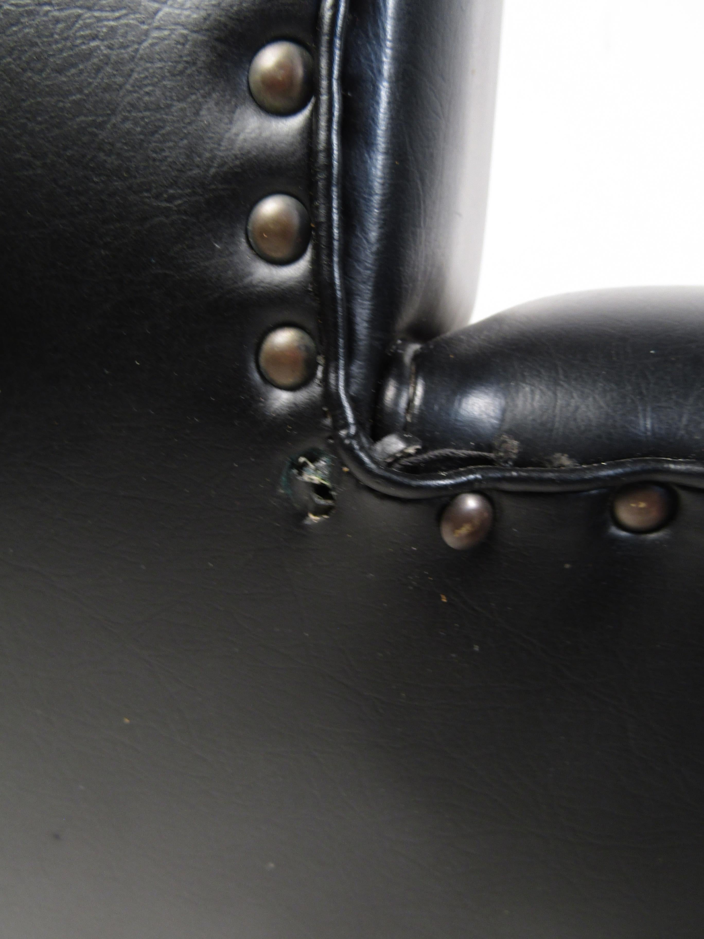 Pair Mid-Century Tufted Lounge Chairs in Black For Sale 9