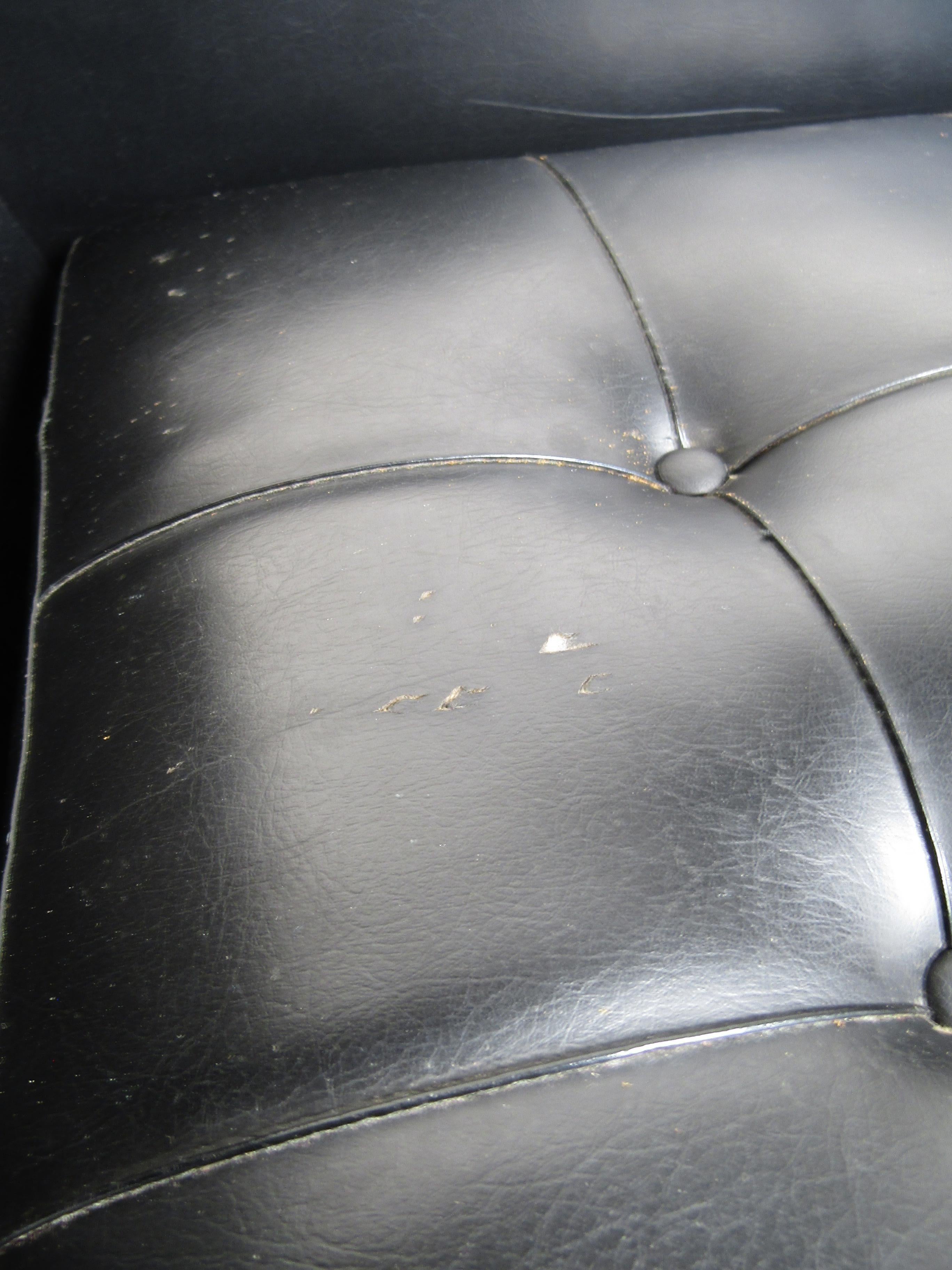 Pair Mid-Century Tufted Lounge Chairs in Black For Sale 2