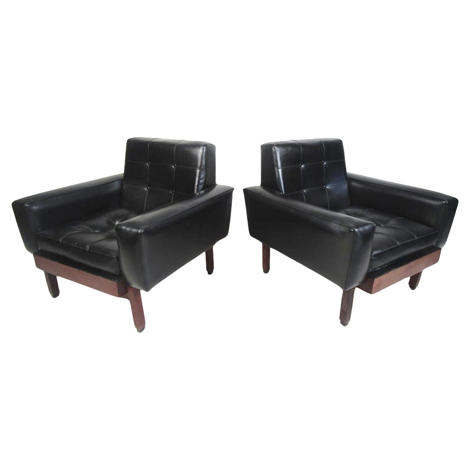 Pair Mid-Century Tufted Lounge Chairs in Black