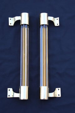 Coppia di maniglie Venini della metà del secolo scorso in ottone lucido e vetro di Murano 1950 Made in Italy