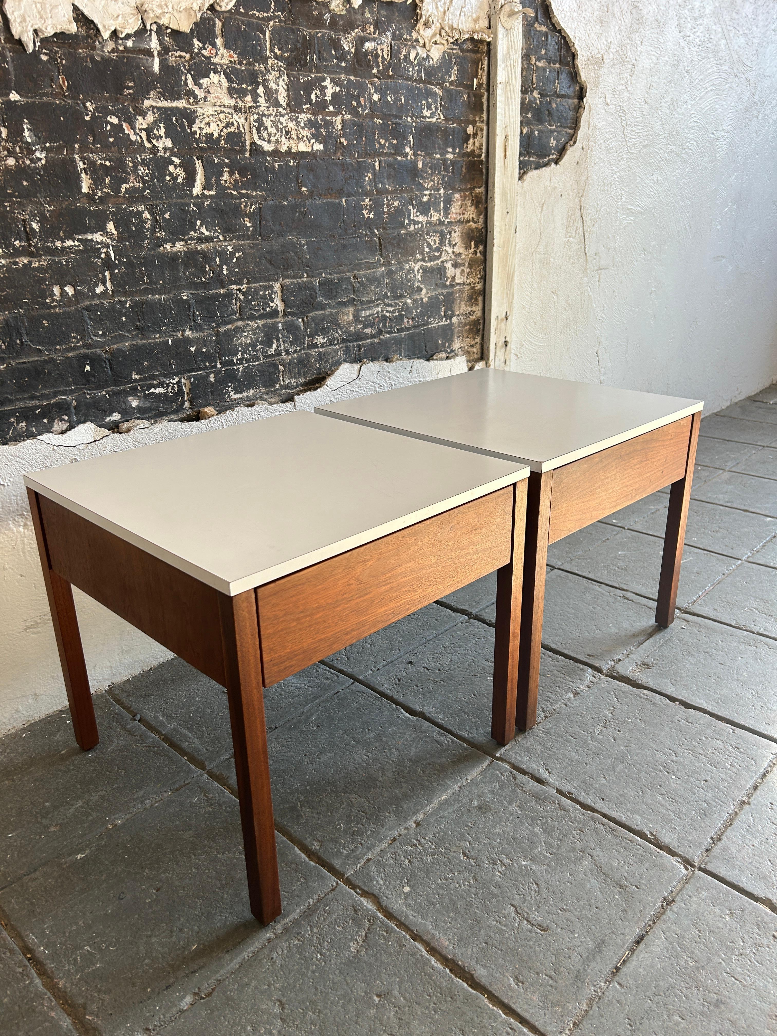 American Pair Mid-Century Walnut with white laminate Top Nightstands by Florence Knoll For Sale