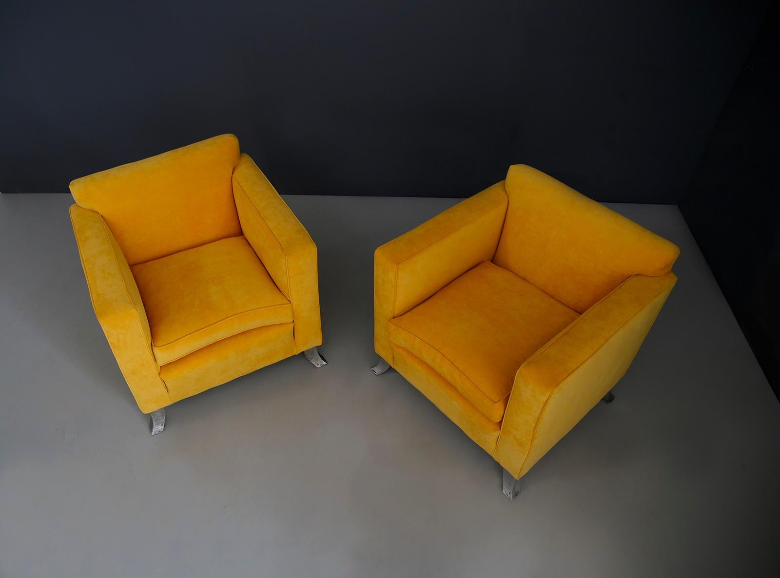 Mid-20th Century Pair of Midcentury Armchairs Melchiorre Bega of Yellow Velvet Numbered from 1938