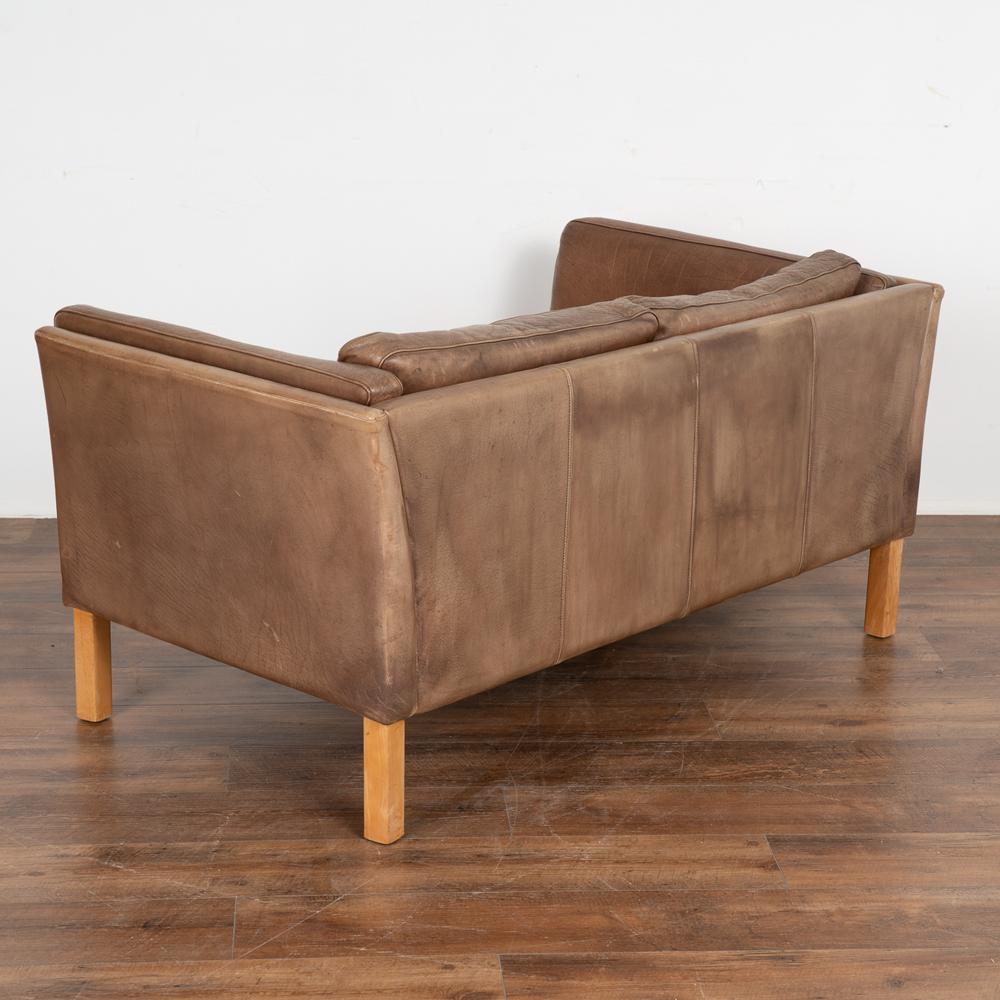 Pair MidCentury Brown Vintage Leather 3 Seat Sofa & 2 Seat Loveseat Denmark 1960 For Sale 1