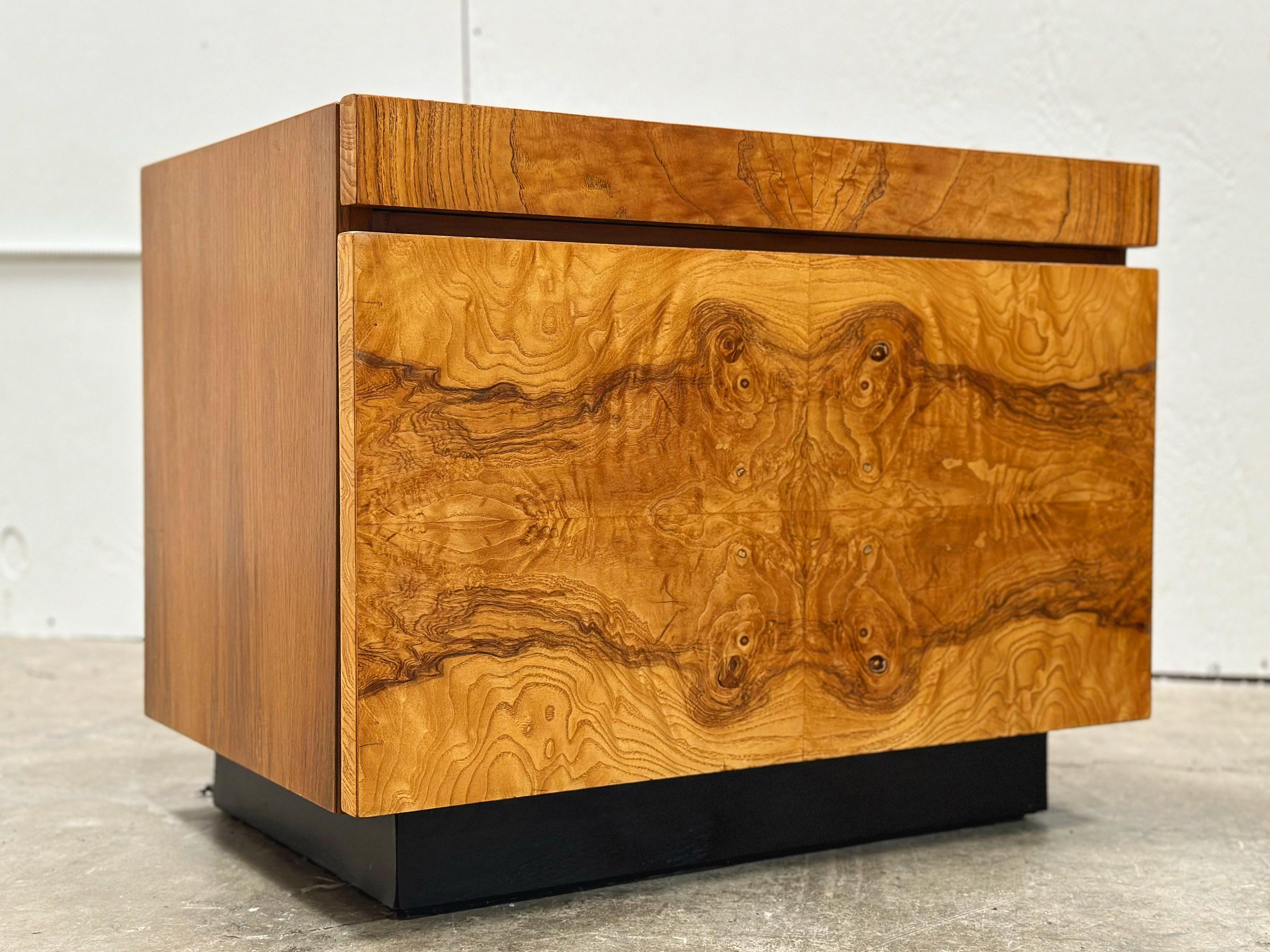 American PAIR Midcentury Burl Wood Alpha Nightstands - Roland Carter for Lane - 1970s