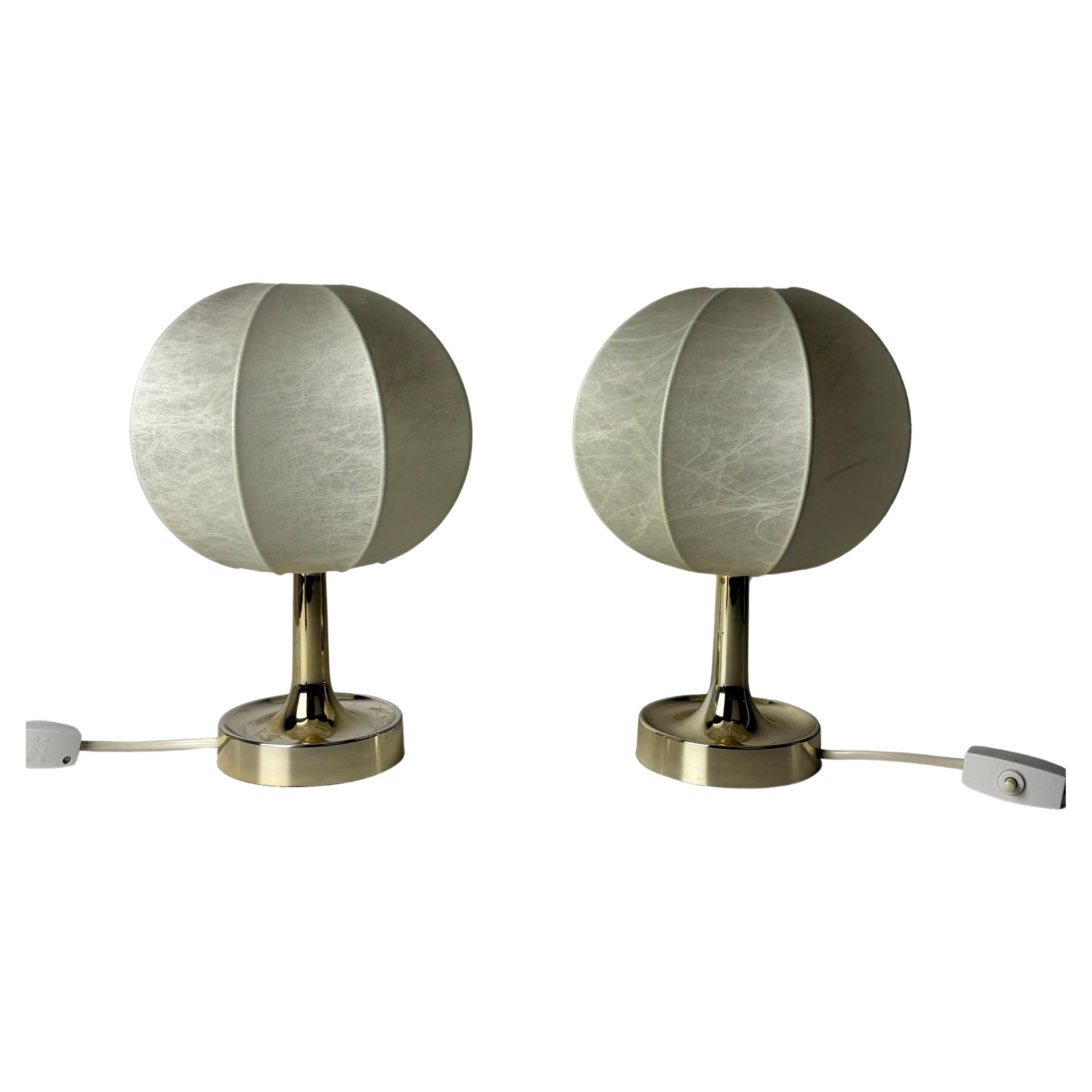 Paire de lampes de table ou de chevet en laiton et cocon du milieu du siècle par Goldkant, 1960s en vente