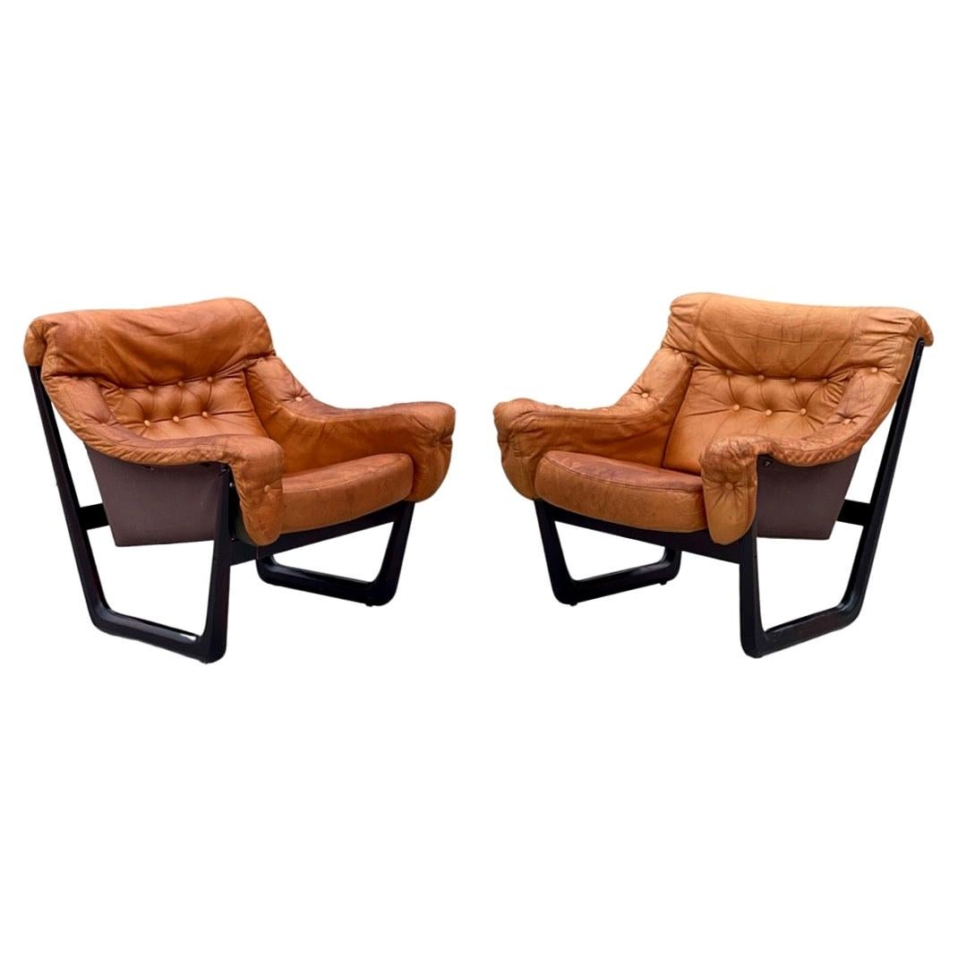 Pair Midcentury Cognac Leather Lounge Chairs by Oddmund Vad, VAD Trævarefabrik at 1stDibs