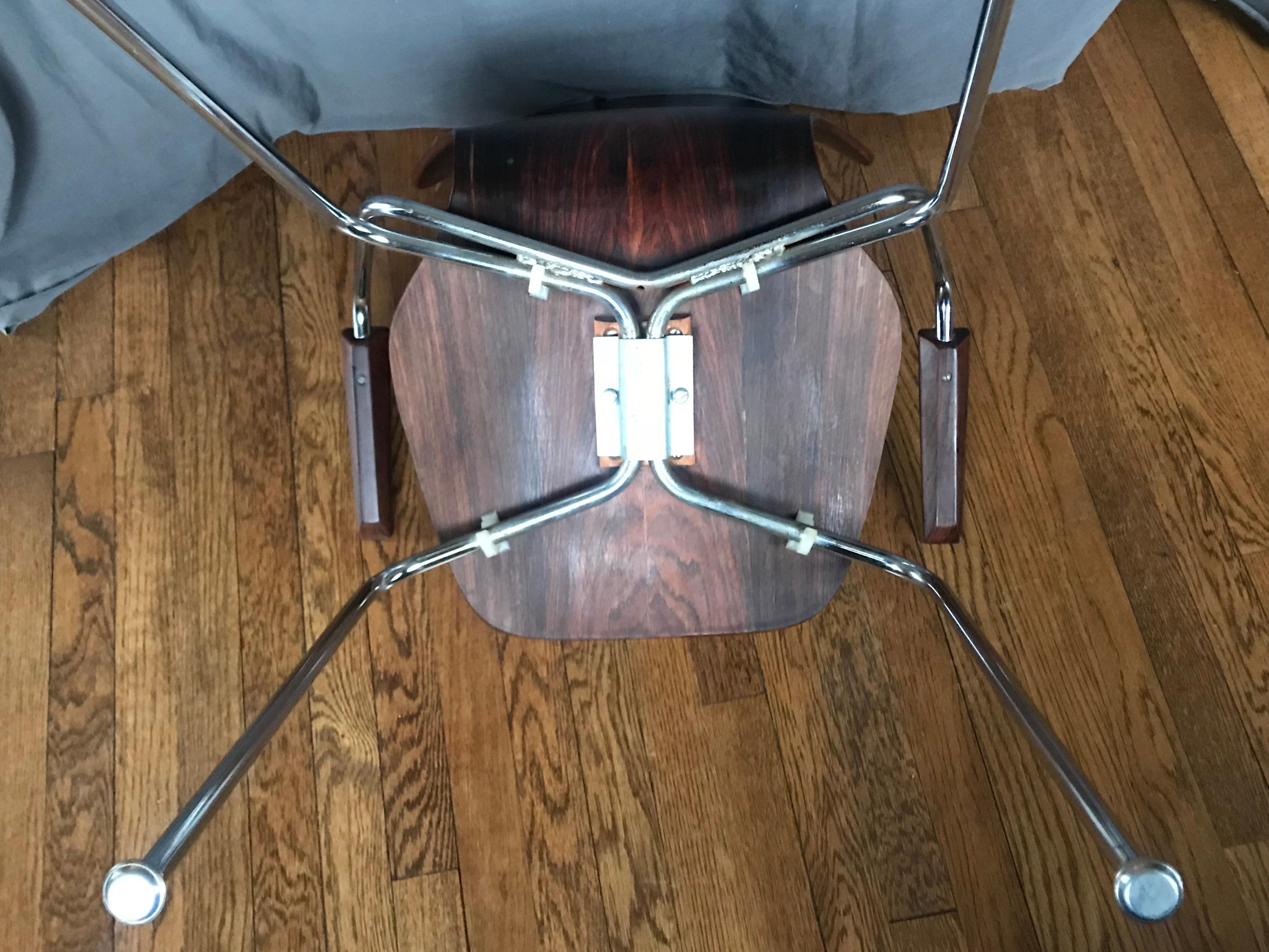 Pair Midcentury Danish Rosewood Chairs For Sale 3