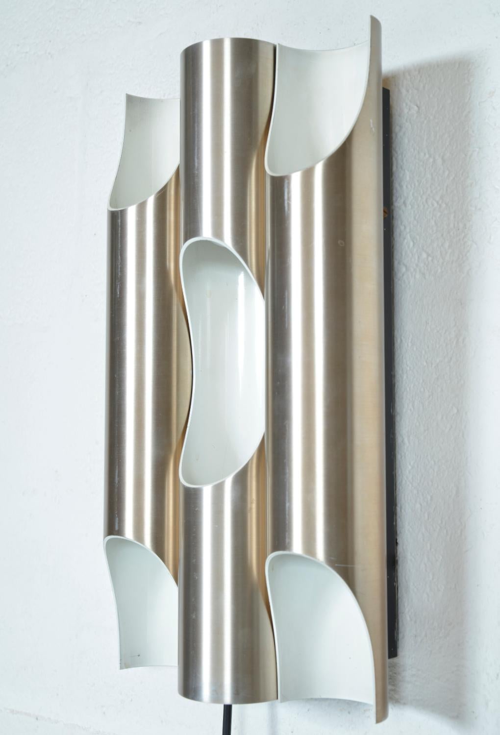Paire de lampes murales hollandaises Raak Fuga du milieu du siècle 1960 Sconce Space Age Modernist en vente 1