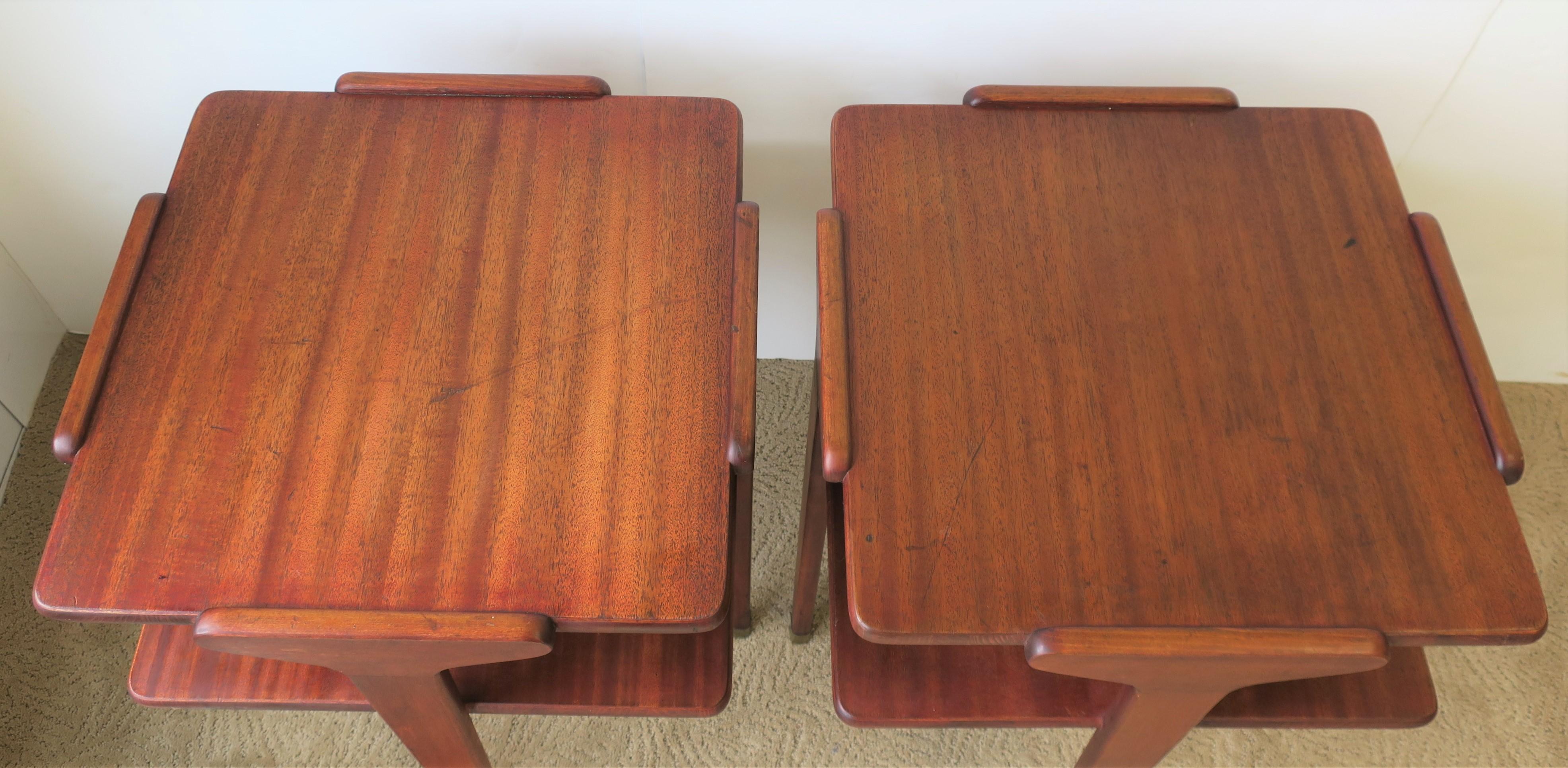 Pair Midcentury End or Night Stand Tables 5