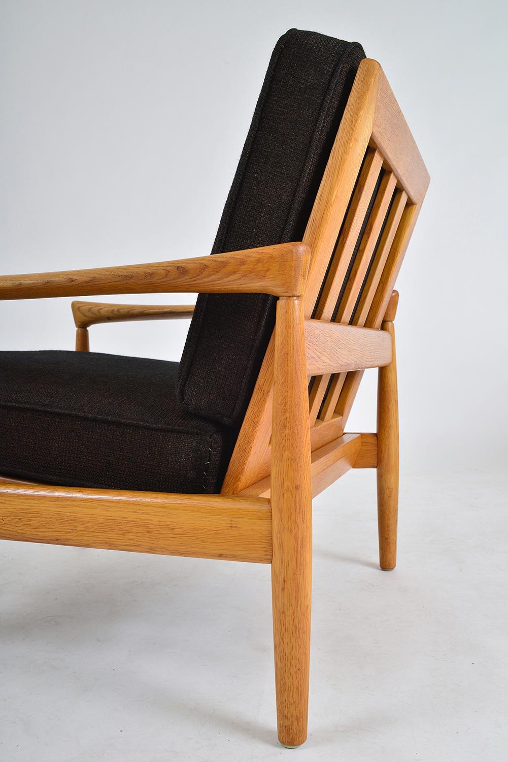 Pair of Midcentury Erik Wørts Oak Lounge Chairs for Broderna Andersson, Sweden 11