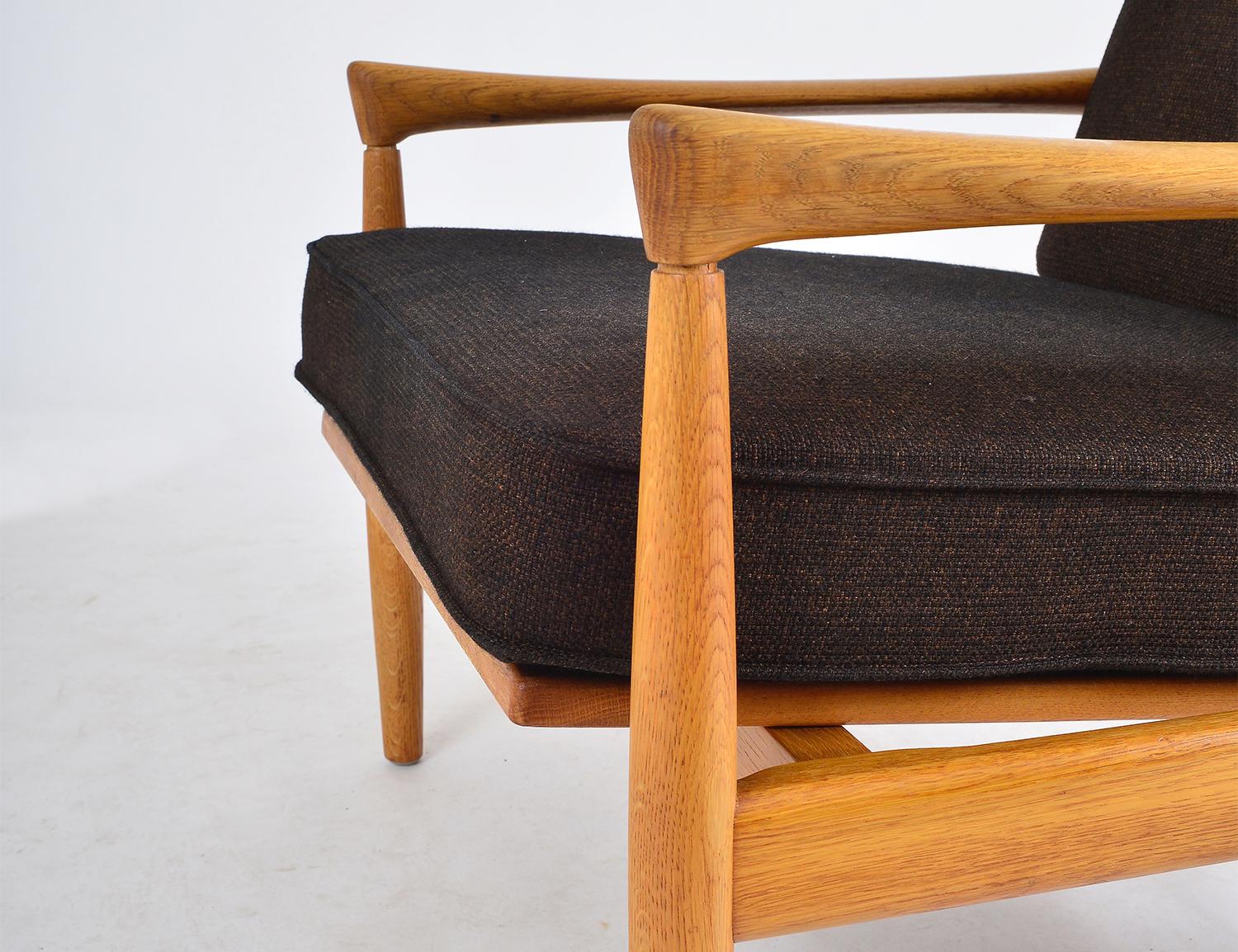 Pair of Midcentury Erik Wørts Oak Lounge Chairs for Broderna Andersson, Sweden 12