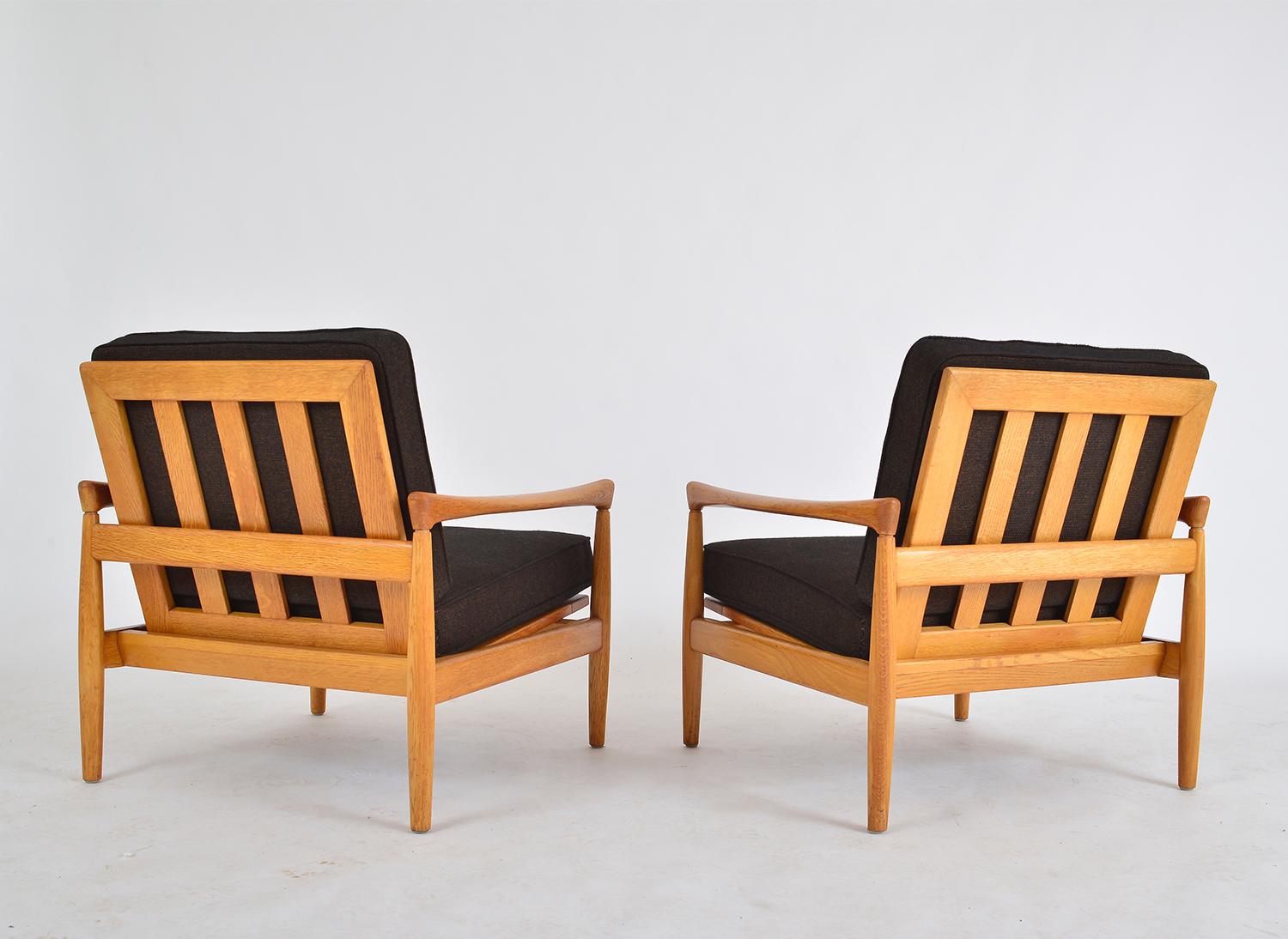 Swedish Pair of Midcentury Erik Wørts Oak Lounge Chairs for Broderna Andersson, Sweden