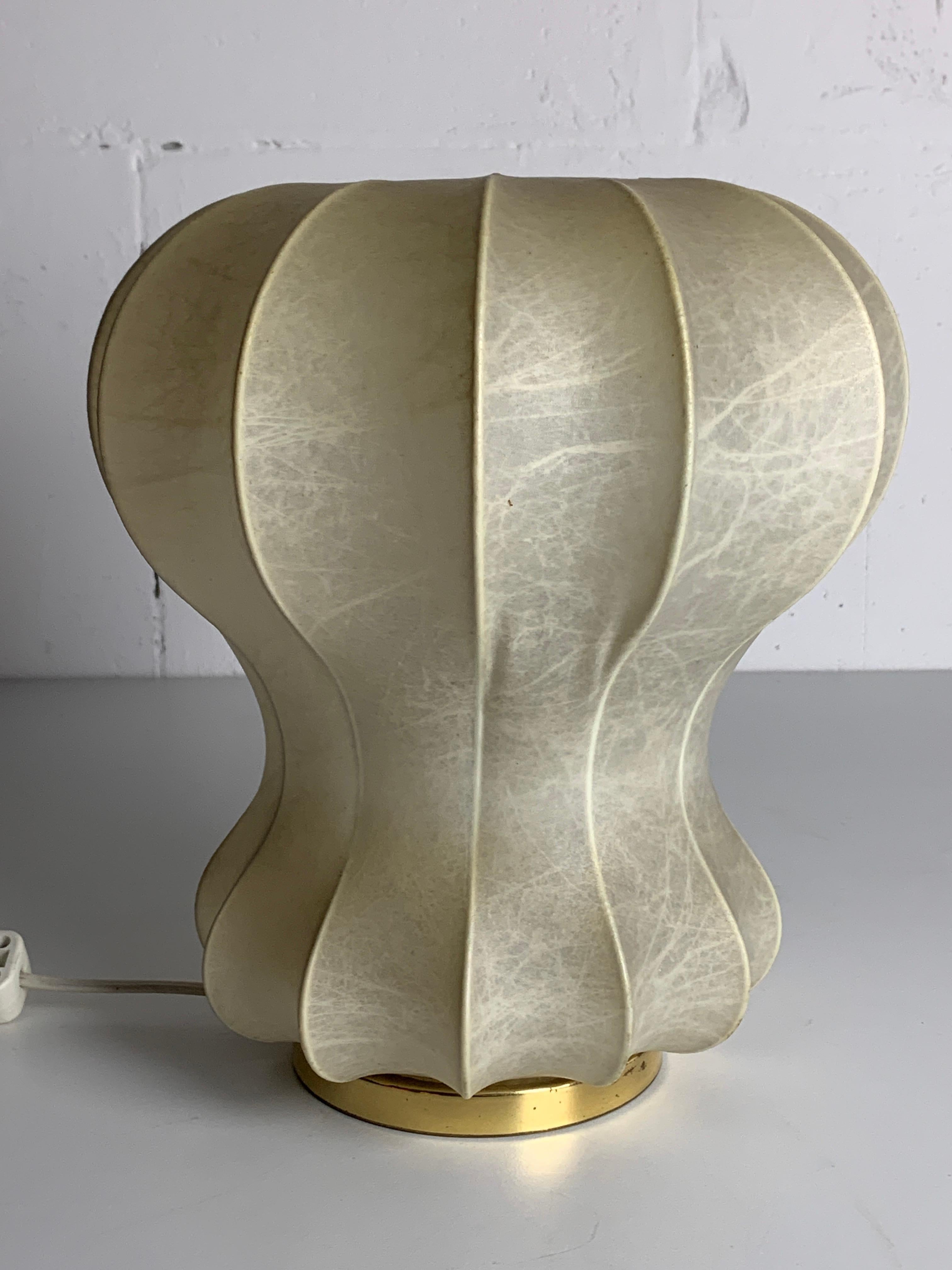 Paar „Gatto“ Kokon-Tischlampen aus der Mitte des Jahrhunderts mit Messing, 1960er Jahre 7