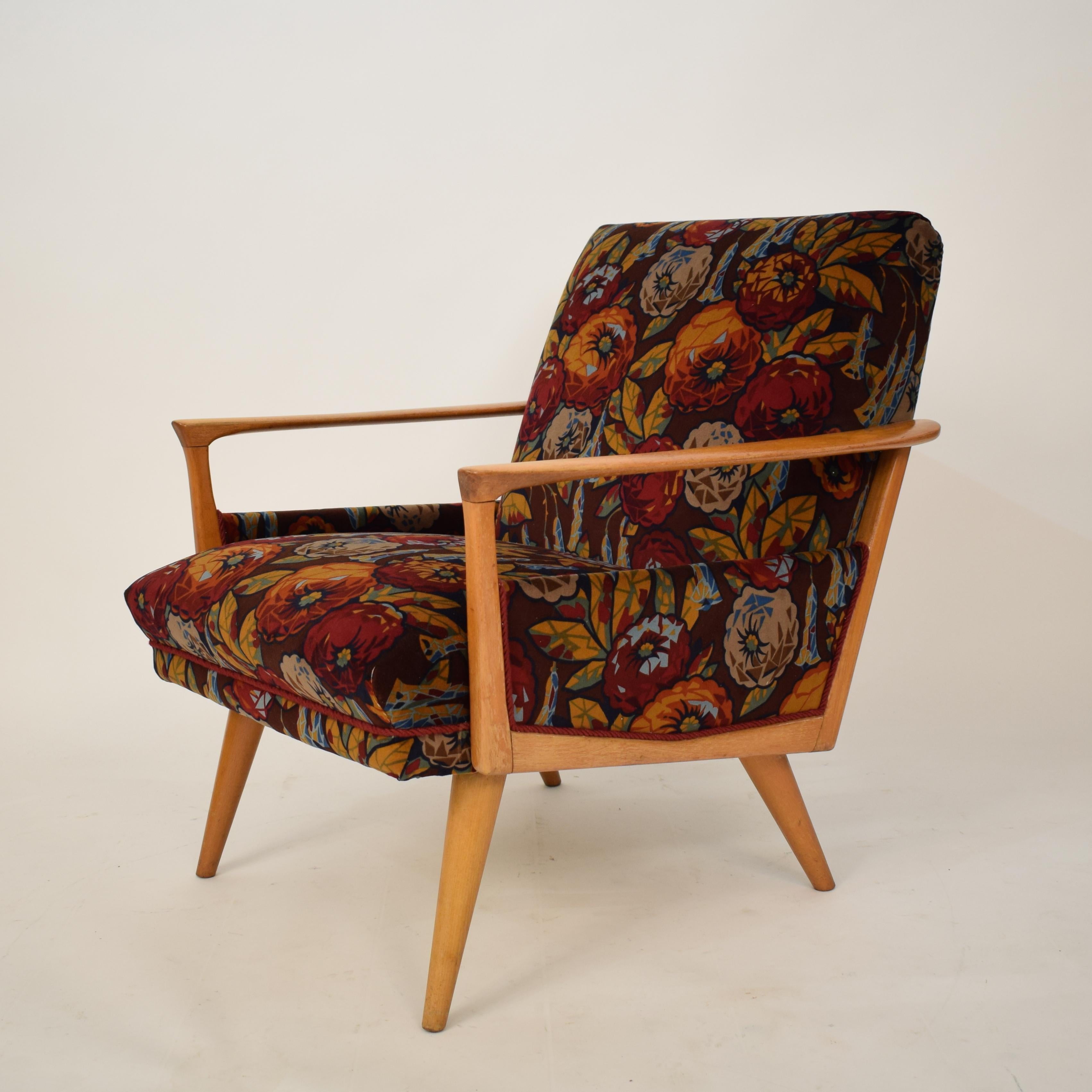 Midcentury Italian Armchairs in Beech and Upholstered Flower Velvet, 1950, Pair 4