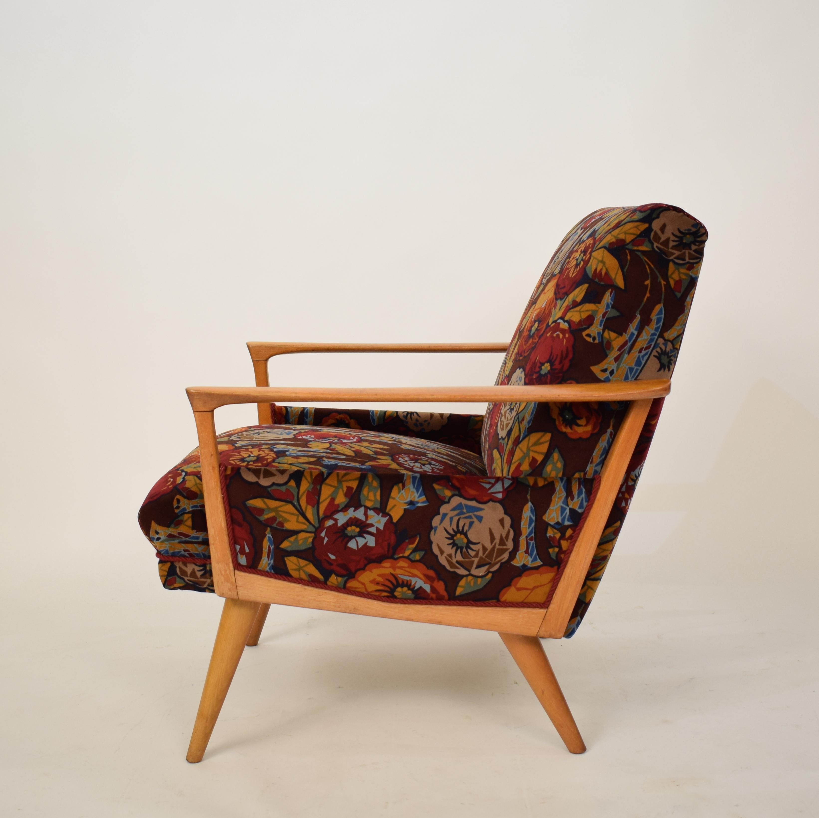 Midcentury Italian Armchairs in Beech and Upholstered Flower Velvet, 1950, Pair 5
