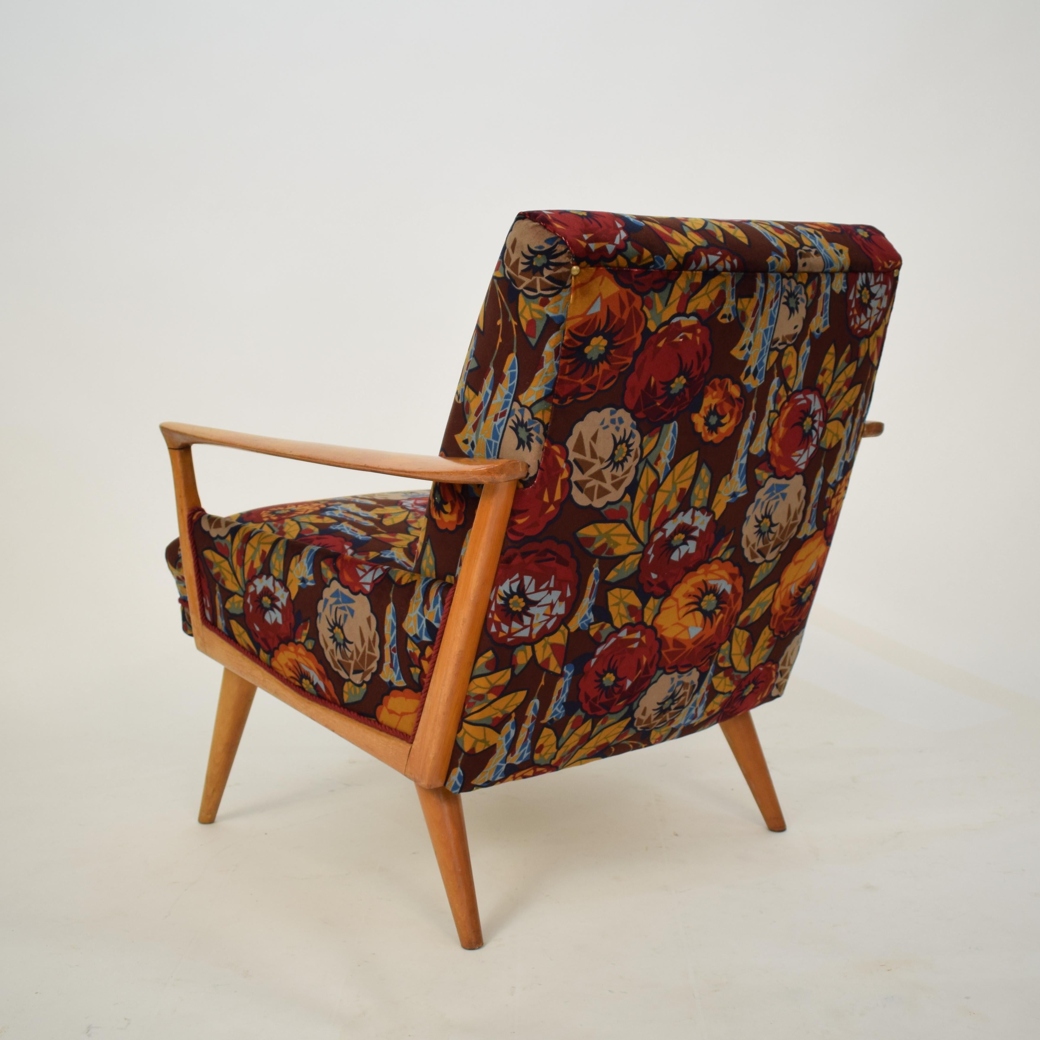 Midcentury Italian Armchairs in Beech and Upholstered Flower Velvet, 1950, Pair 8