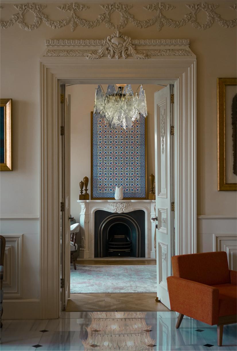 Pair Midcentury Italian Glass Chandeliers, Murano, 1980 For Sale 4