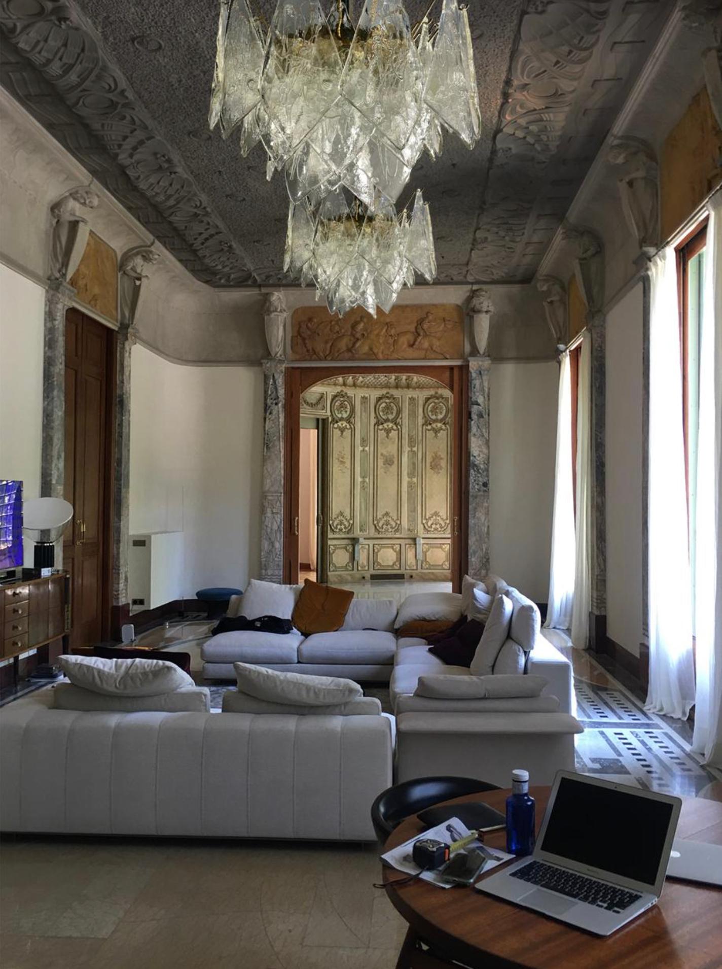 Pair Midcentury Italian Glass Chandeliers, Murano, 1980 In Excellent Condition For Sale In Budapest, HU