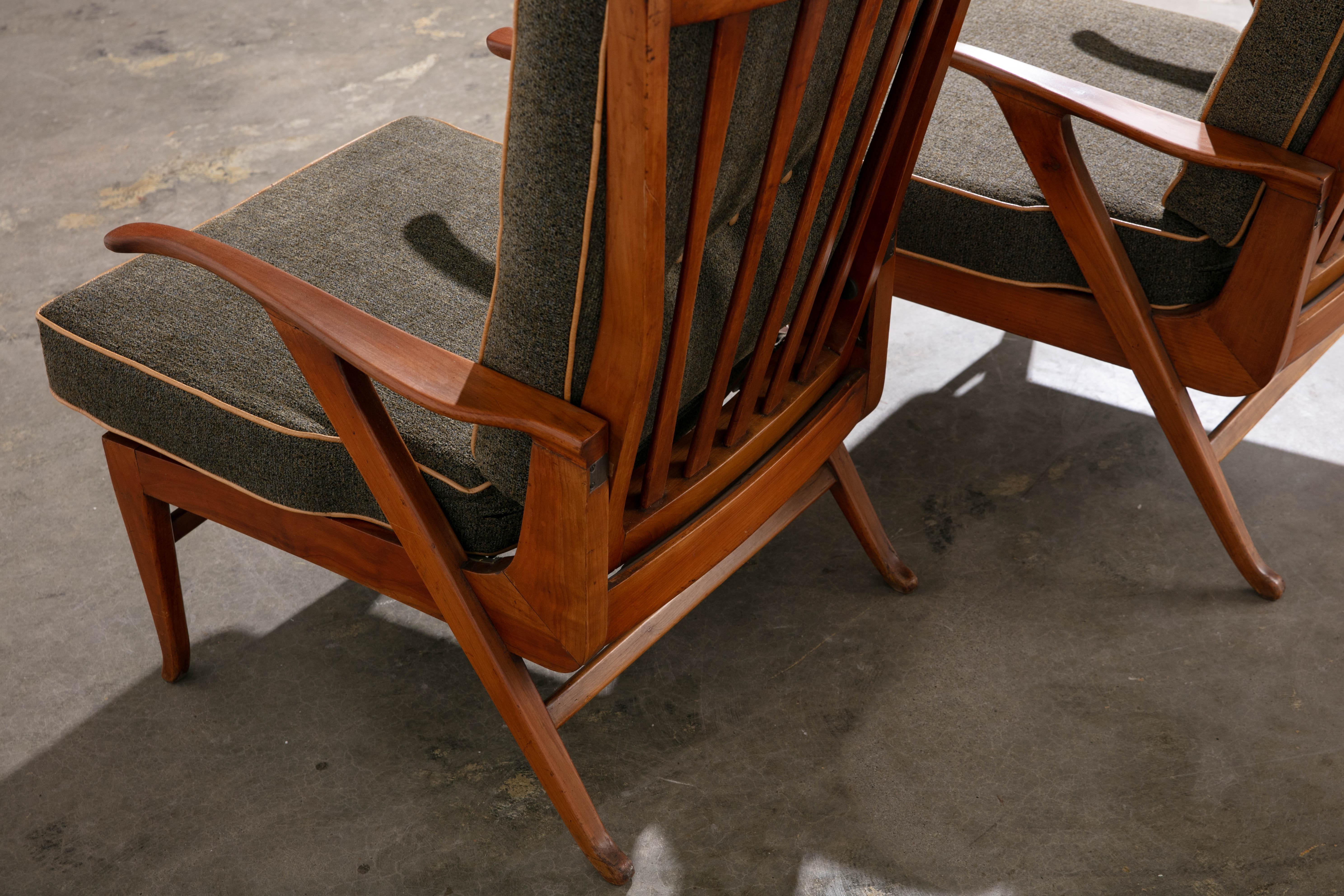 Pair Midcentury Modern 1960's Scandinavian Lounge Chairs In Good Condition For Sale In New York, NY