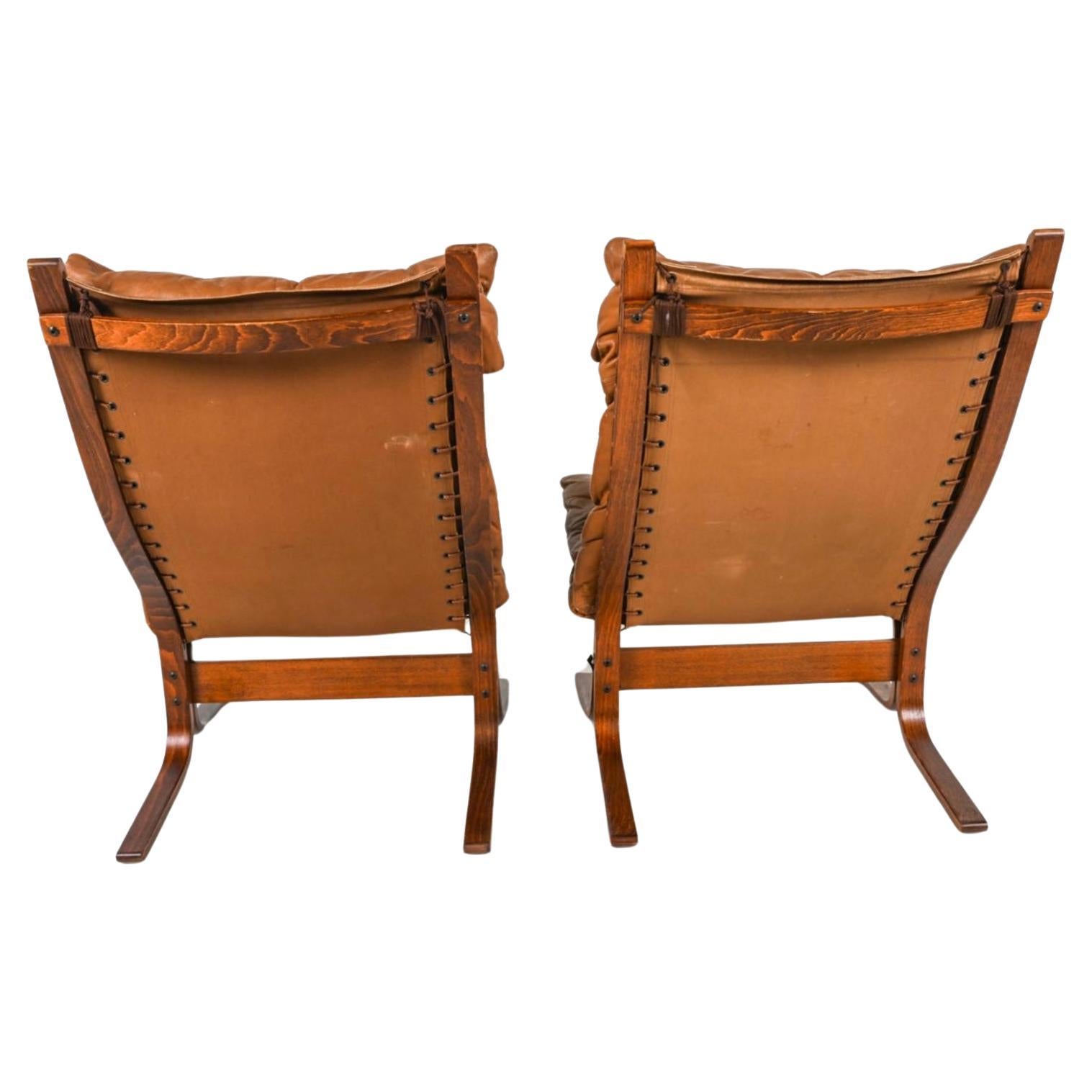 Mid-Century Modern Pair Midcentury Scandinavian Modern Tan Leather Siesta Lounge Chairs by Westnofa