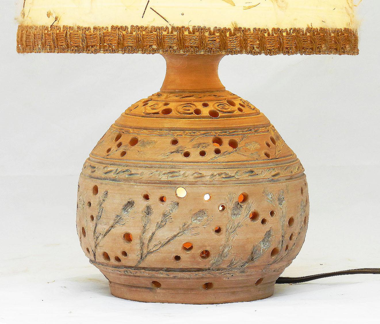 Pair of Midcentury Table Lamps Studio Art Pierced Pottery In Good Condition In Mimizan, FR