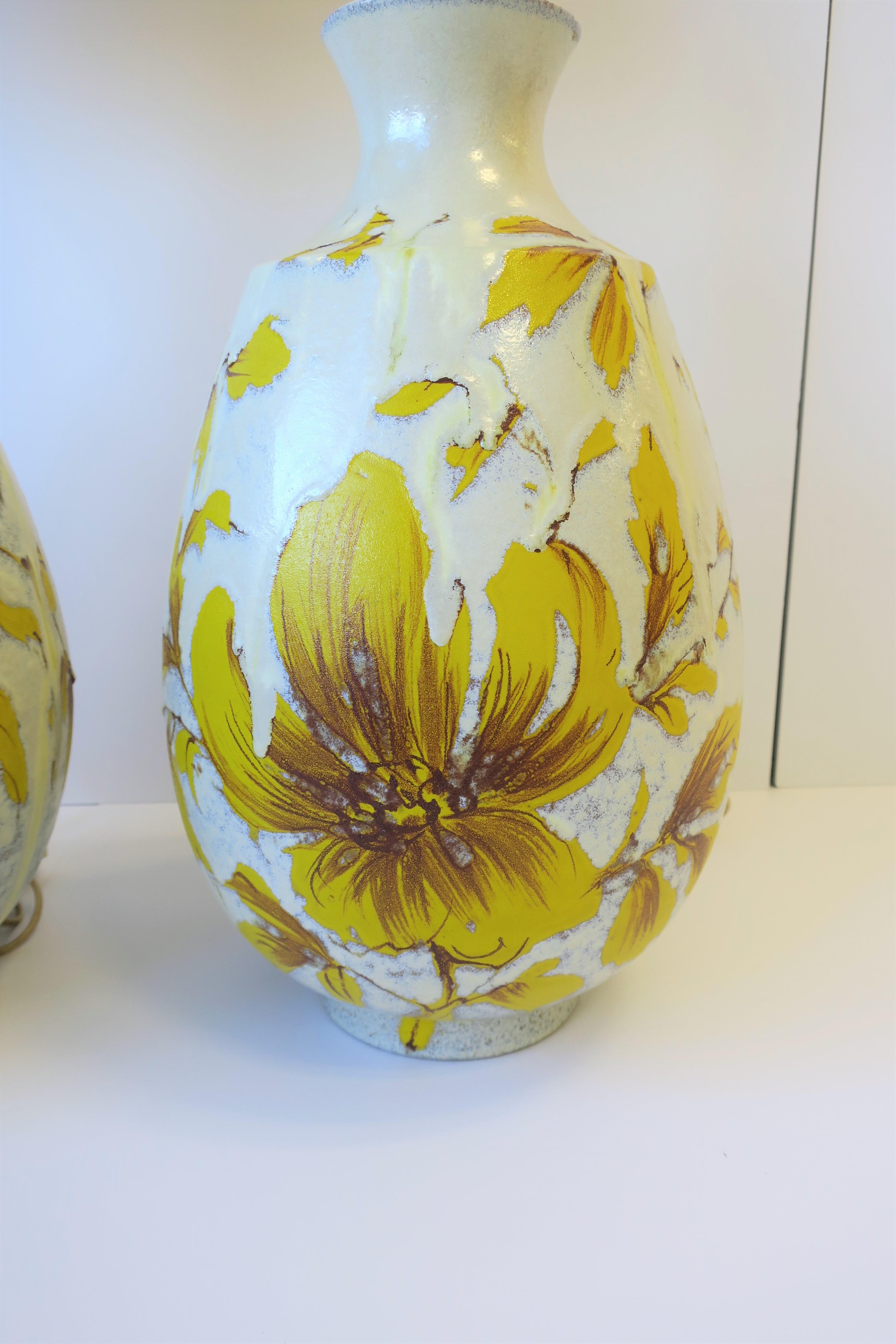 Yellow and White Terracotta Pottery Table Lamps with Flowers, Pair, 1960s 8