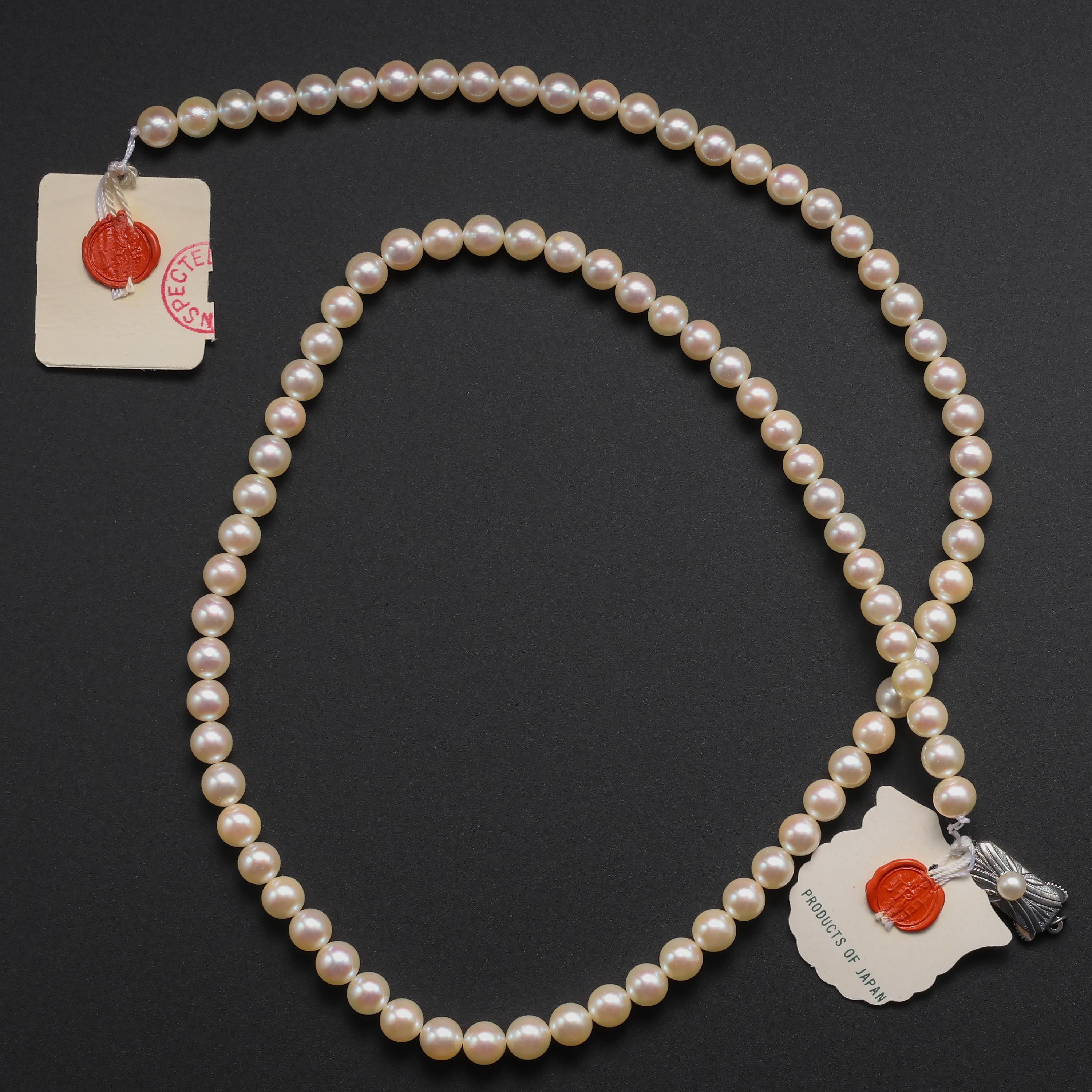 Pair Mikimoto Pearl Necklaces 1958 New in Boxes In New Condition In Southbury, CT