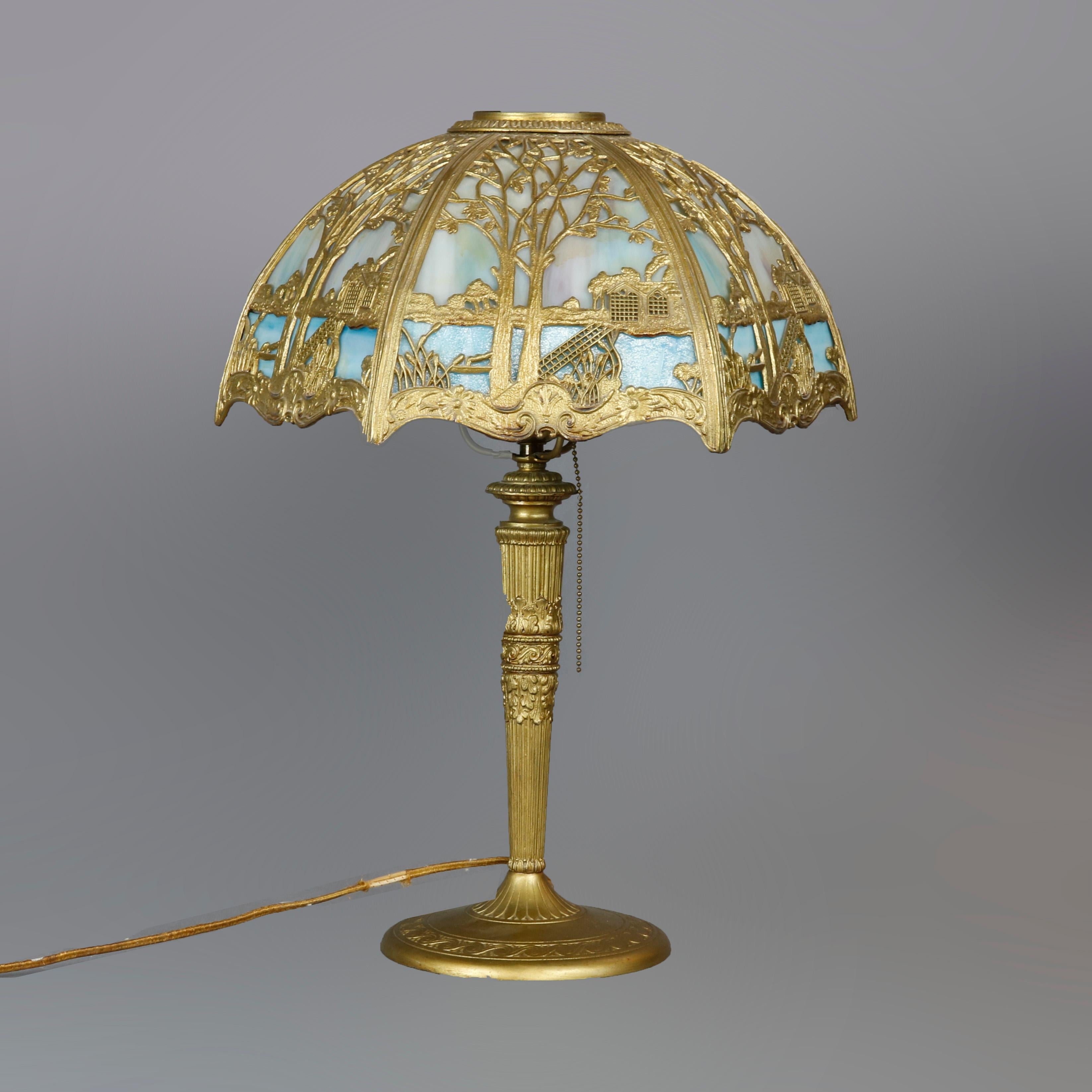 Paire de lampes Miller Glass Co à deux tons:: en verre laitier et métal doré:: pour paysages scéniques 4