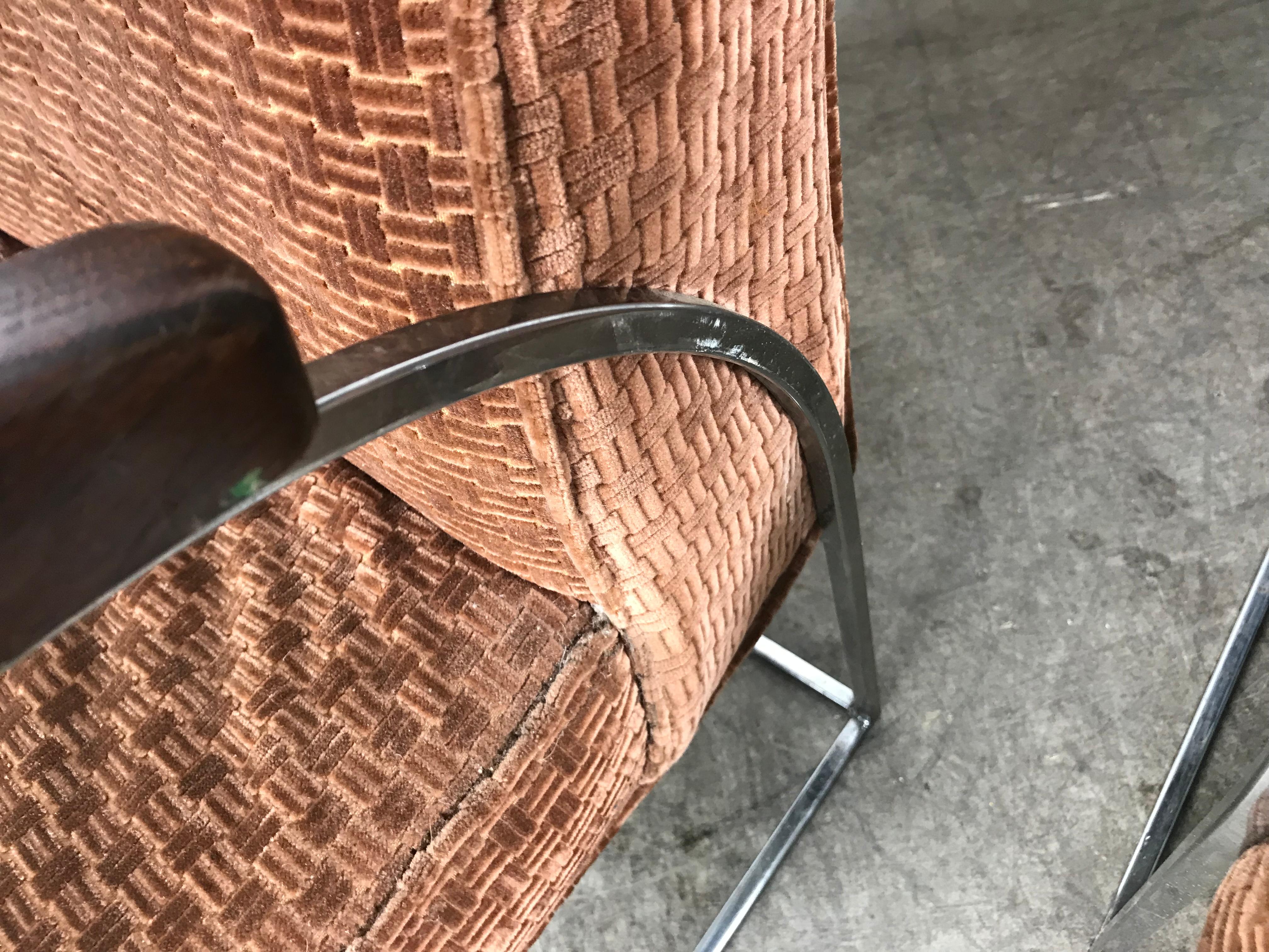 Pair of Milo Baughman Bauhaus Style Chrome and Mohair Lounge Chairs In Good Condition In Buffalo, NY