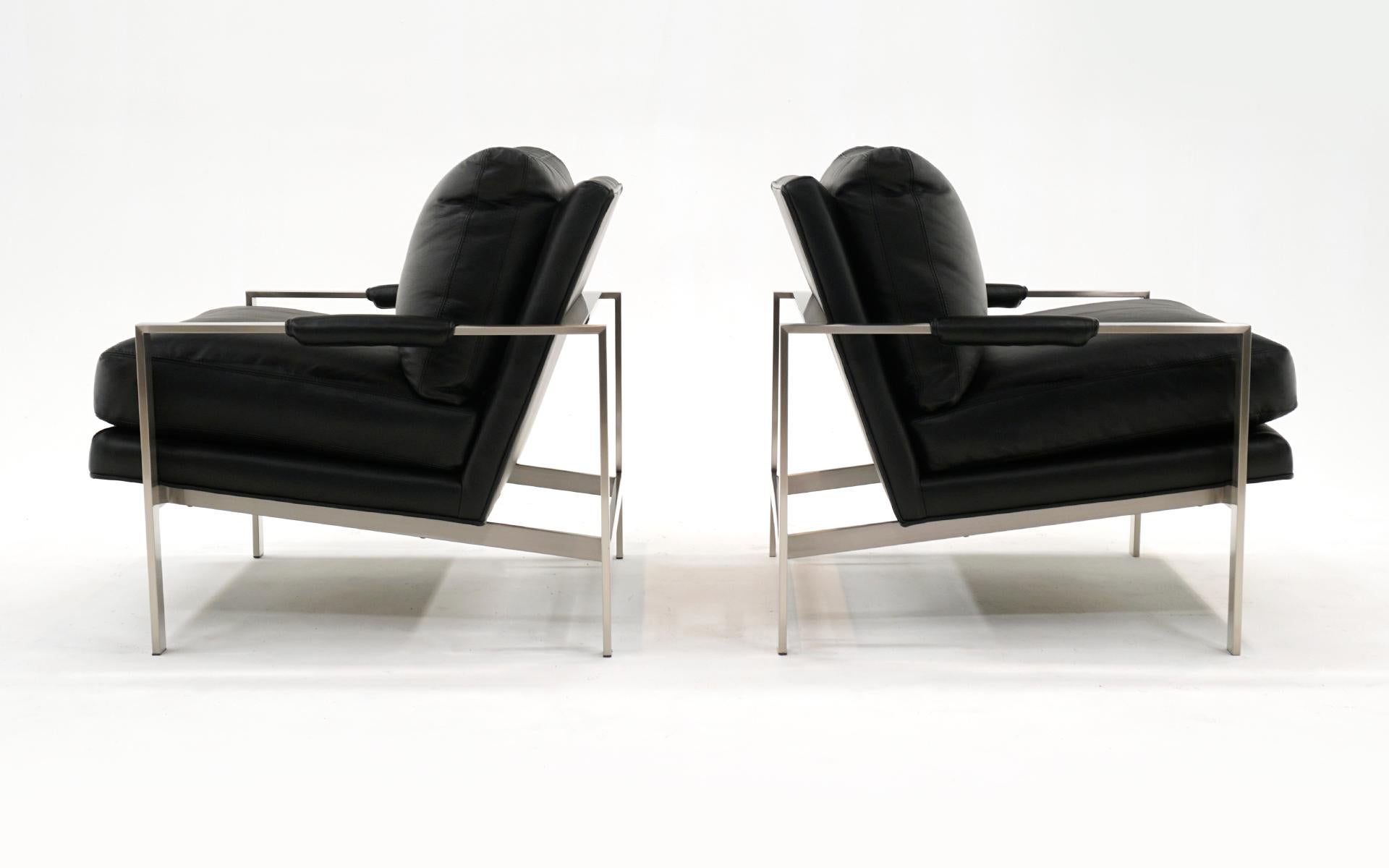 Pair of Milo Baughman Black Leather & Brushed Steel Lounge Chairs. Signed In Good Condition In Kansas City, MO