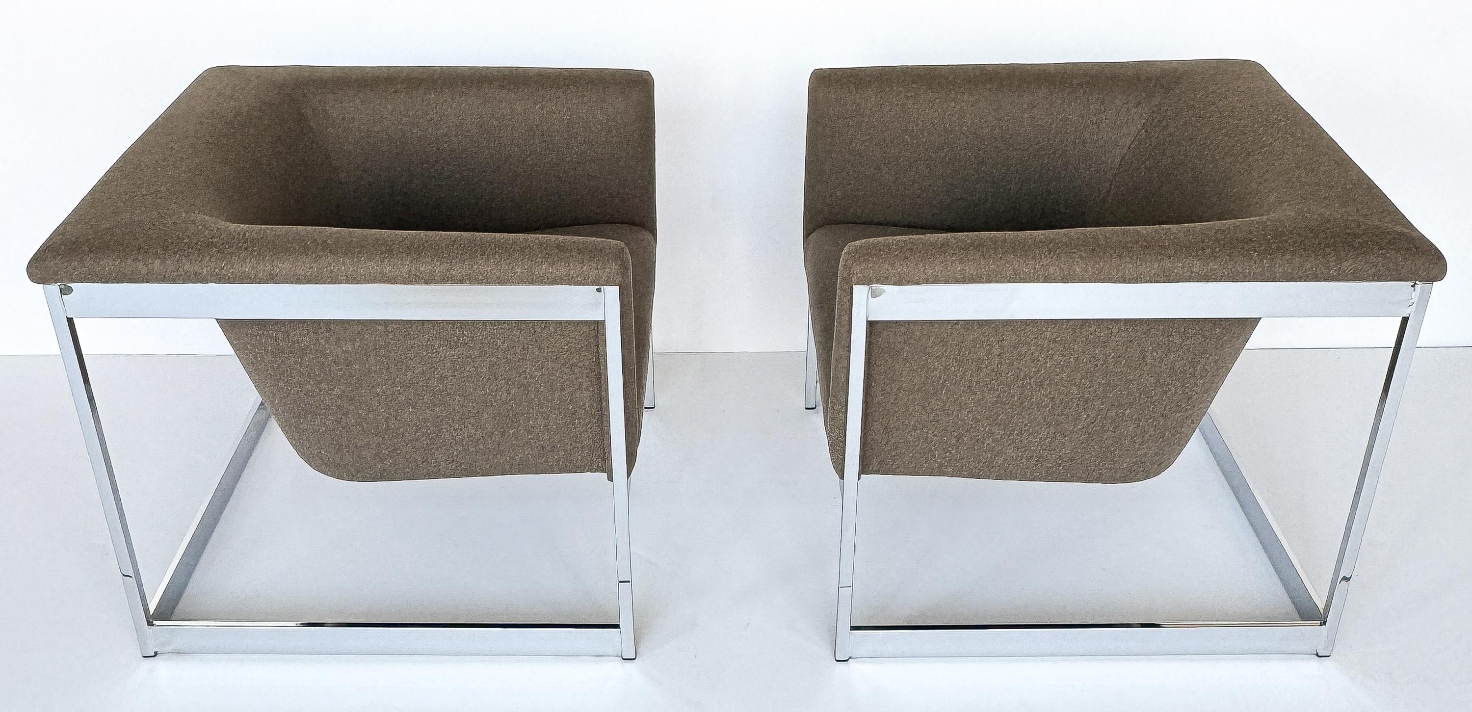 Pair Milo Baughman Chrome Cube Lounge Chairs In Good Condition In Chicago, IL