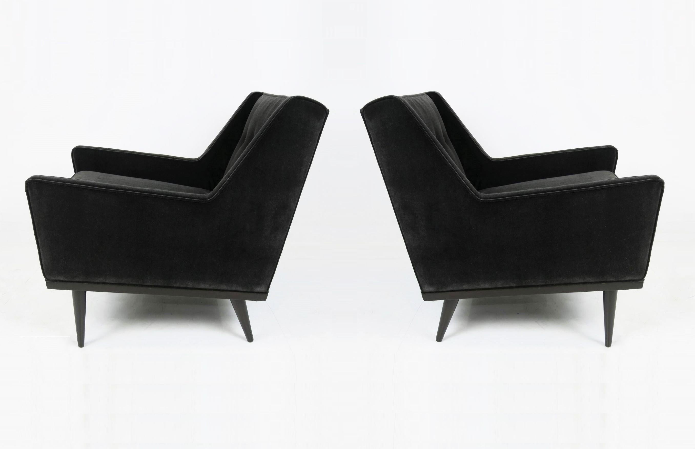 Mid-Century Modern Pair of Milo Baughman for James Inc Lounge Chairs