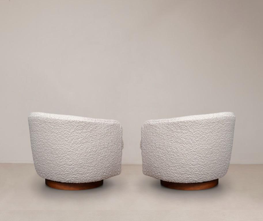 Bouclé Pair Milo Baughman for Thayer Coggin Swivel Chairs For Sale