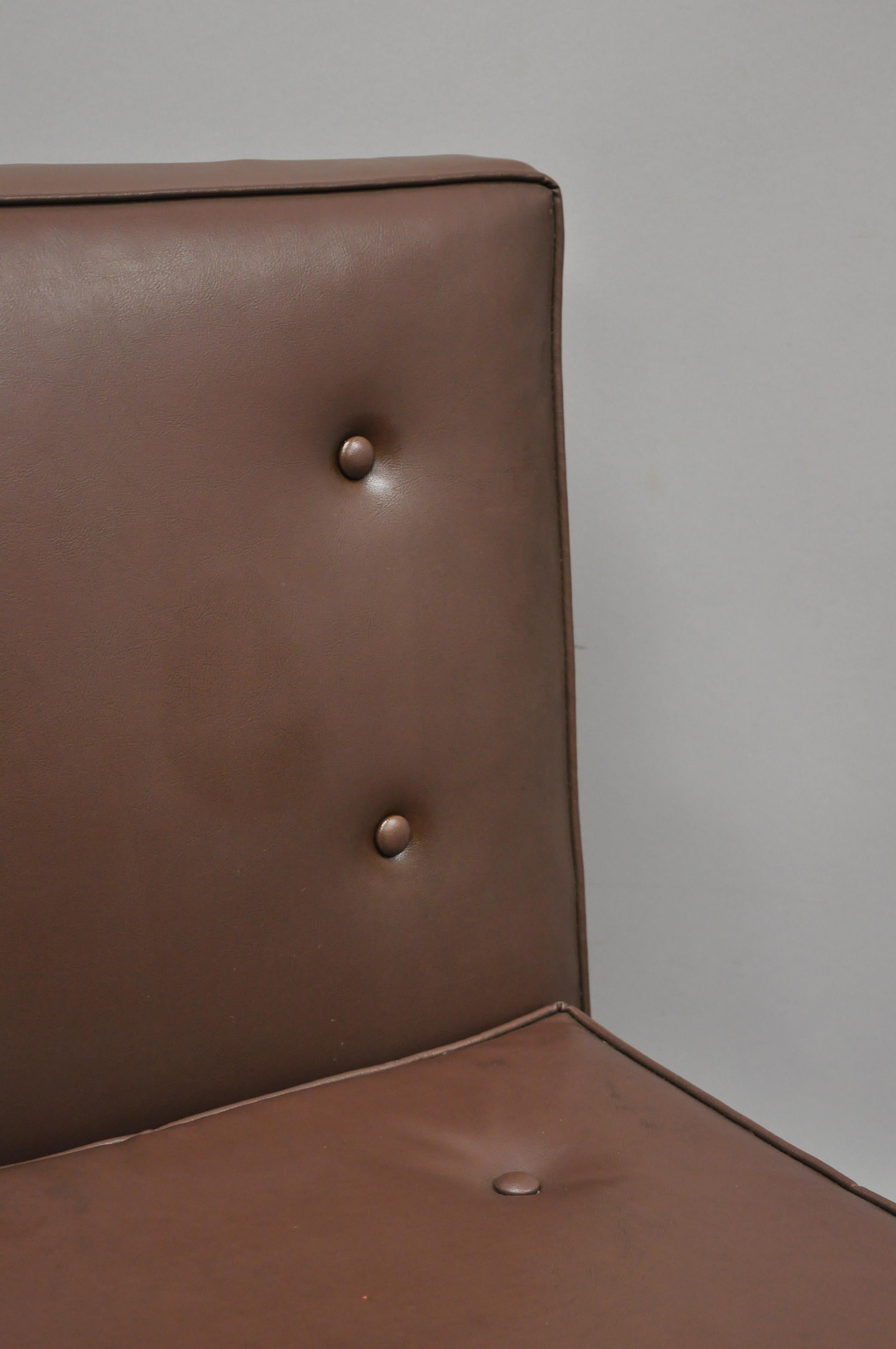 Pair of Milo Baughman for Thayer Coggin Teak and Vinyl Slipper Lounge Chairs 3
