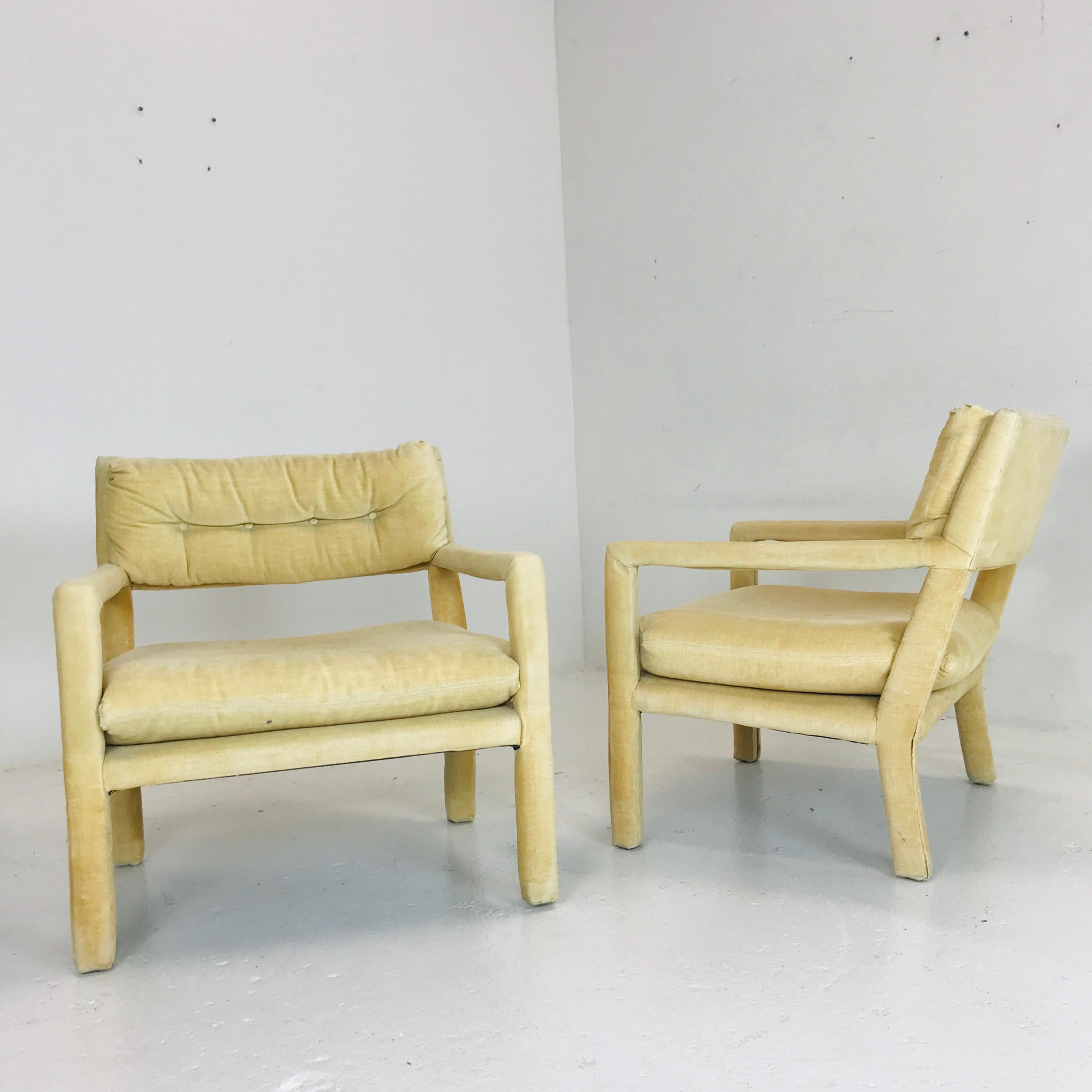 Mid-Century Modern Pair of Milo Baughman Style Parsons Chairs
