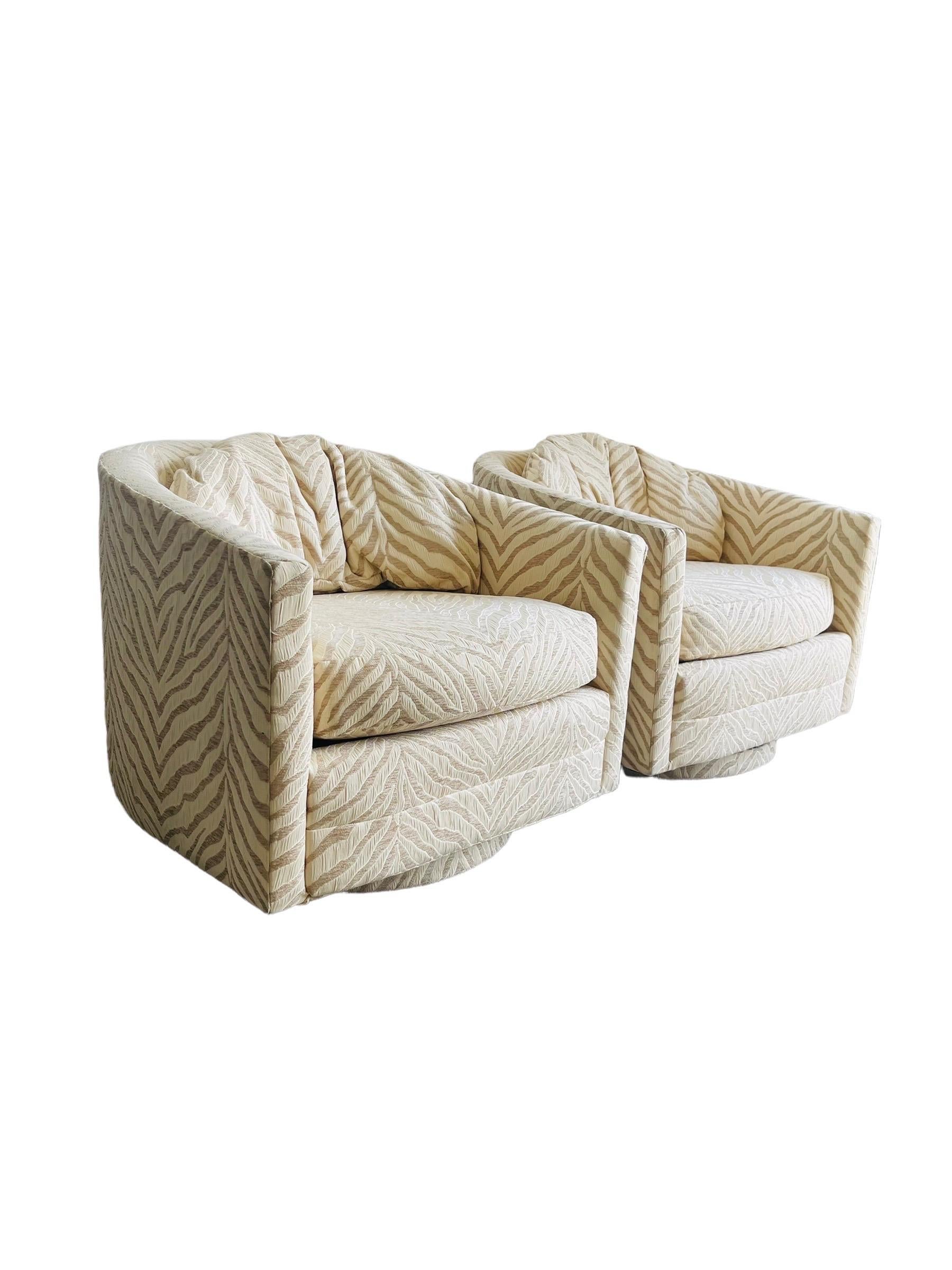 American Pair Milo Baughman Style Swiveling Lounge Chairs Mid-Century Modern