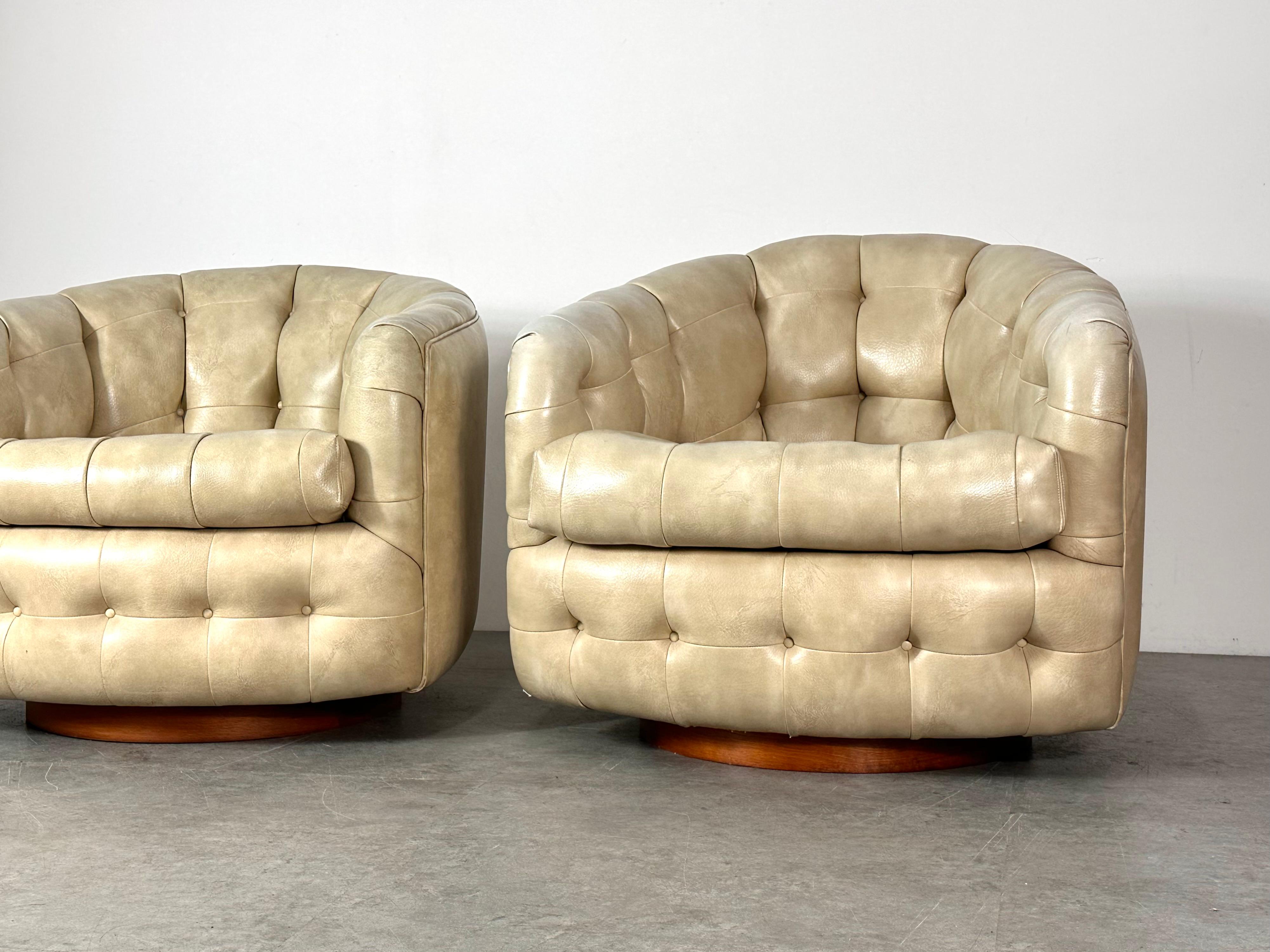 Mid-Century Modern Pair Milo Baughman Thayer Coggin Walnut Tufted Barrel Swivel Lounge Chairs 1960s