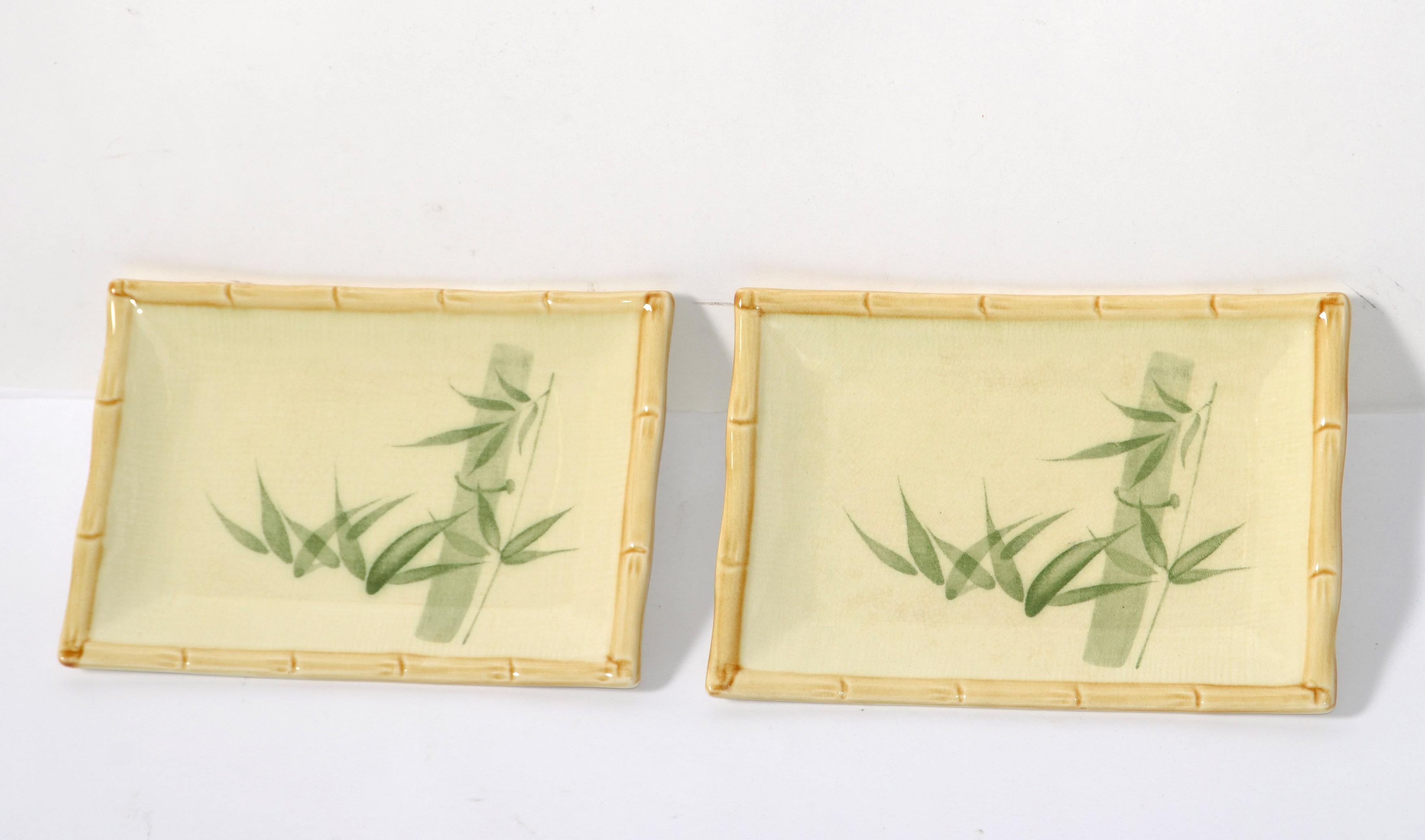 Coppia Miya Japan Porcelain Sushi Serving Plates Trays Green Beige Bamboo Décor In condizioni buone in vendita a Miami, FL