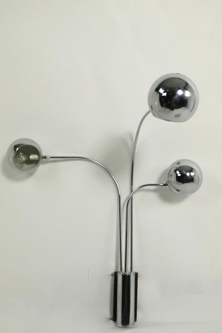 Mid-Century Modern Pair of Mod Three-Arm Chrome Ball Sconces by Mutual Sunset For Sale