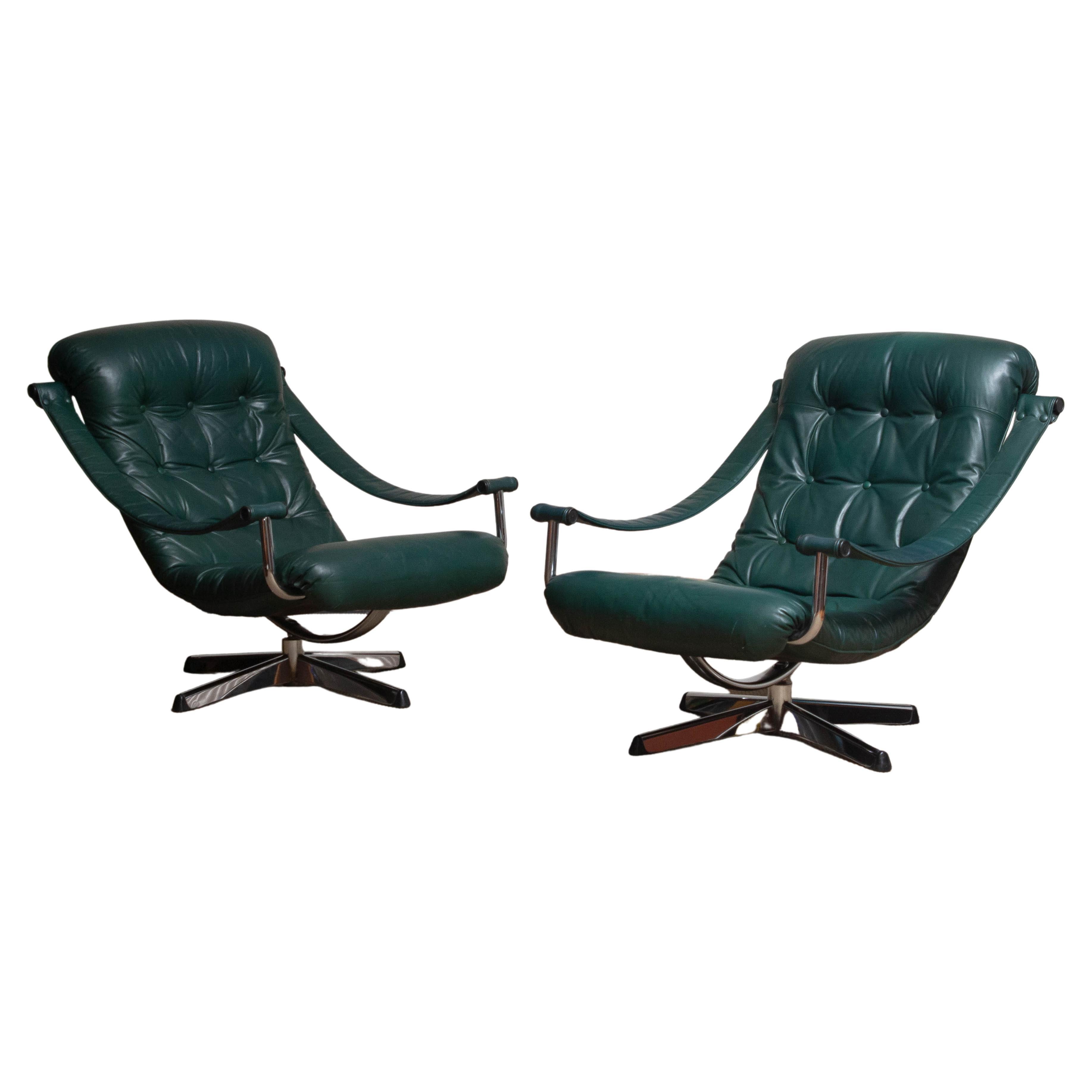 Pair Moderen Design Oxford Green Leather and Chrome Swivel Chairs by