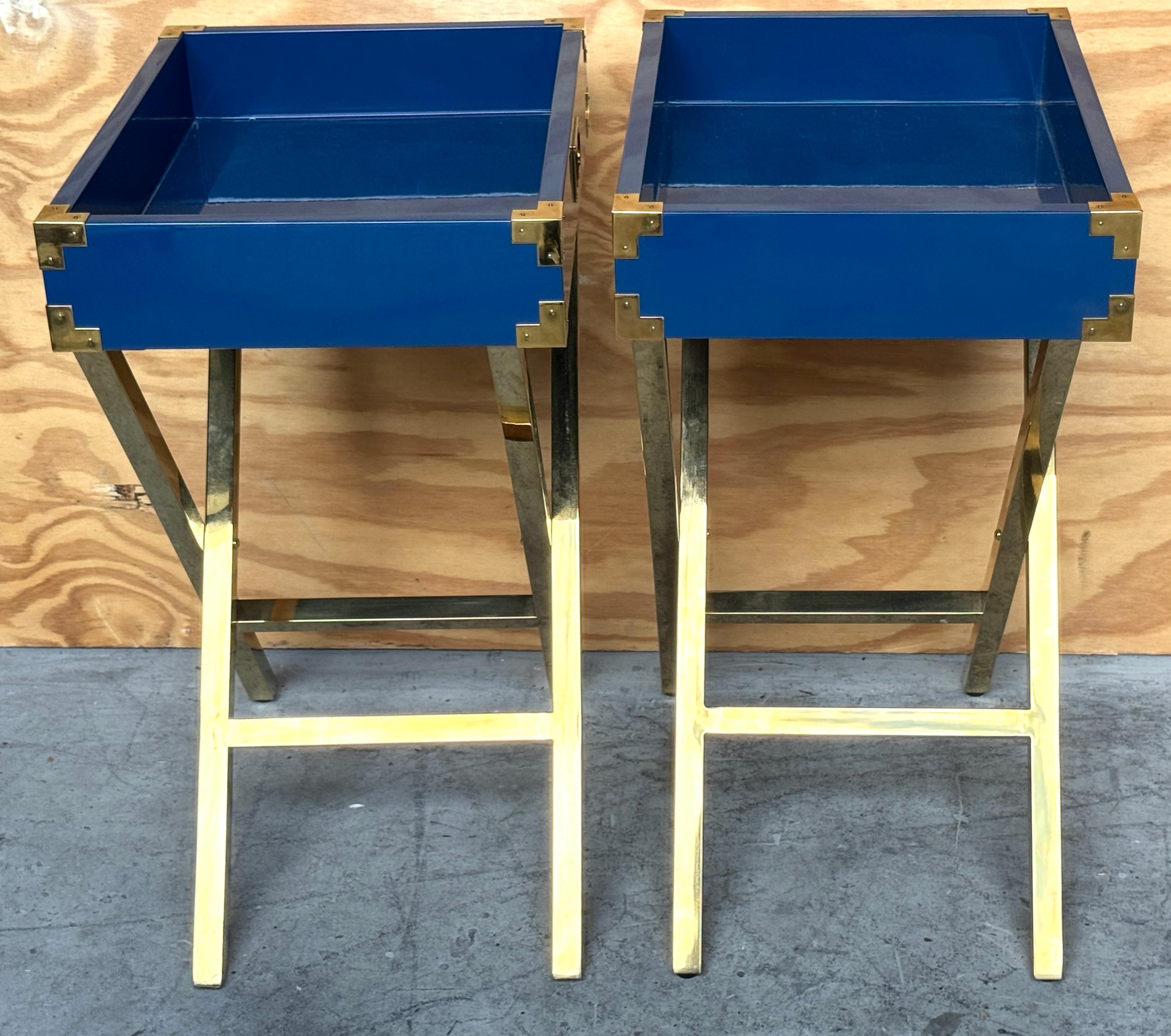 Pair Modern Blue Lacquered &Gilt Campaign-Style Tray Tables, Attrib. Made Goods In Good Condition For Sale In West Palm Beach, FL