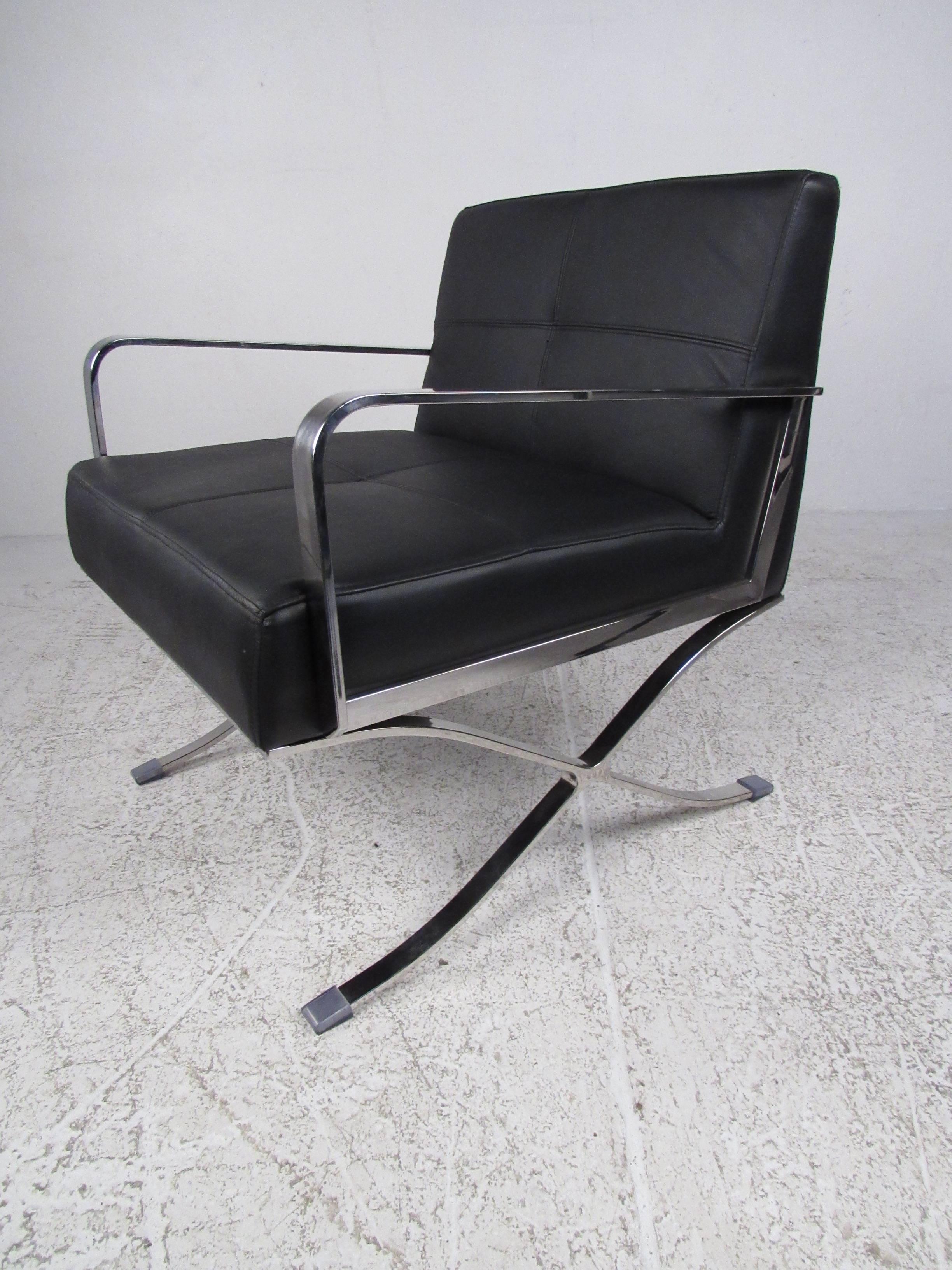 Leather Pair of Modern Club Chairs with X Frame Base For Sale