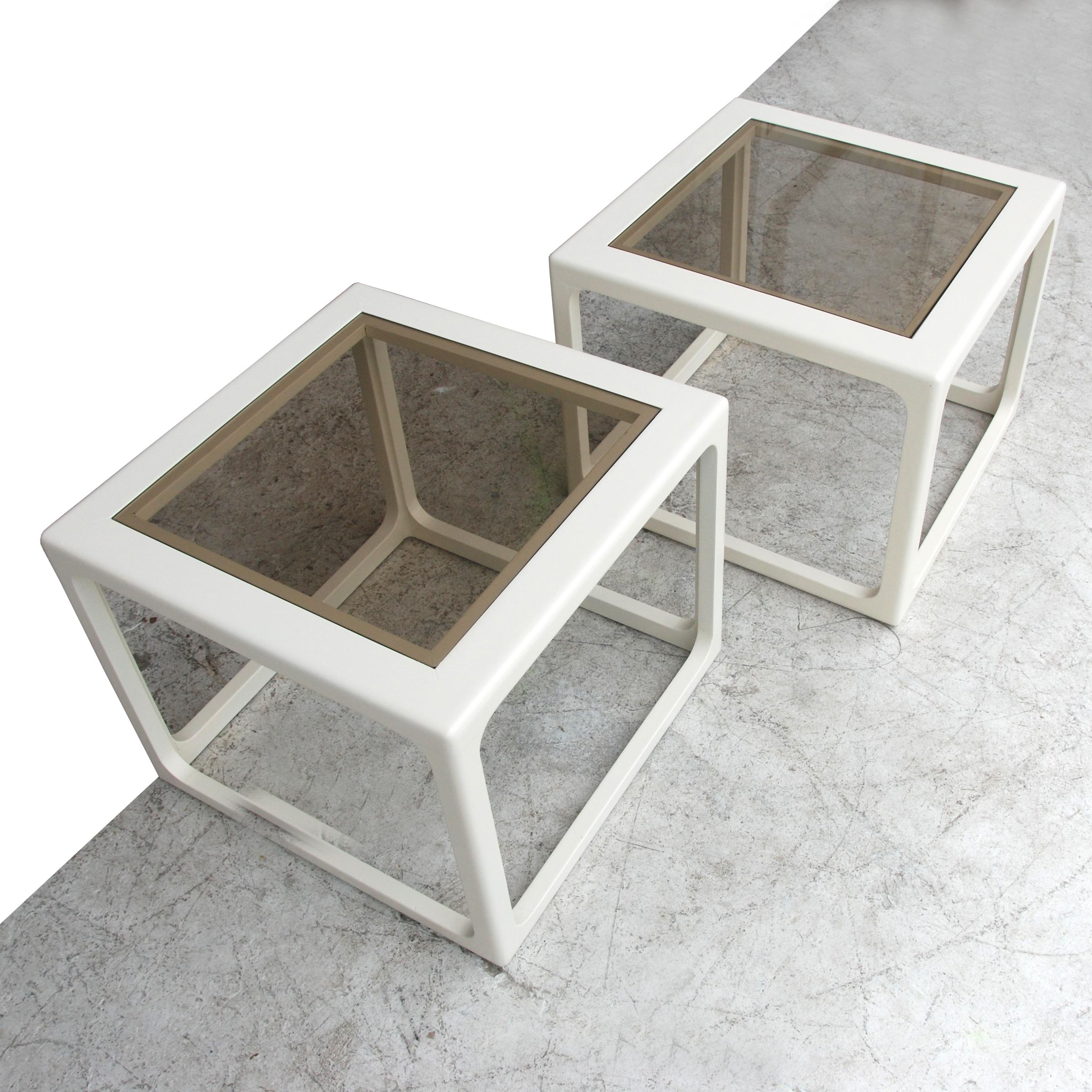 Glass Pair of Modern Lacquered Side Tables For Sale