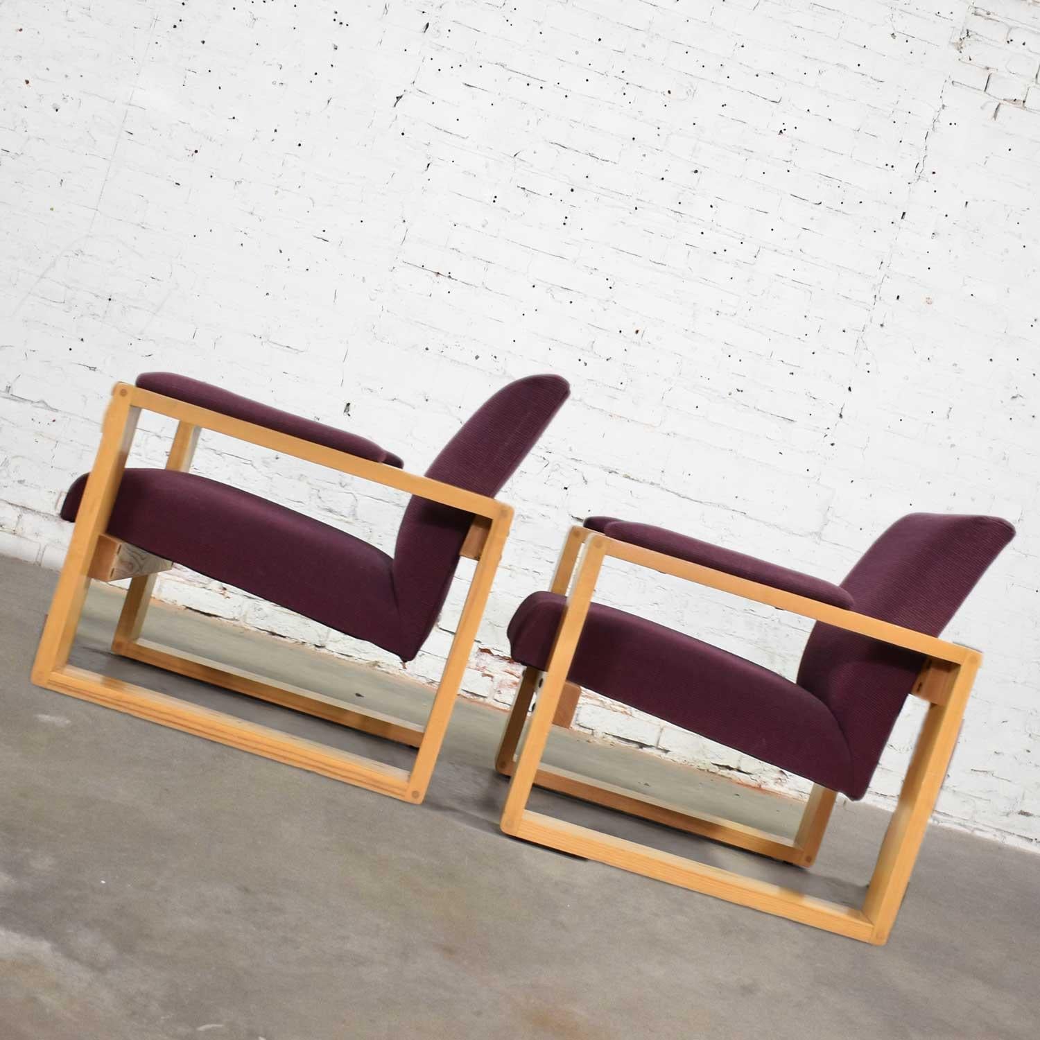 20th Century Pair Modern Open Frame Club Chairs with Floating Seat in Oak & Aubergine Fabric For Sale