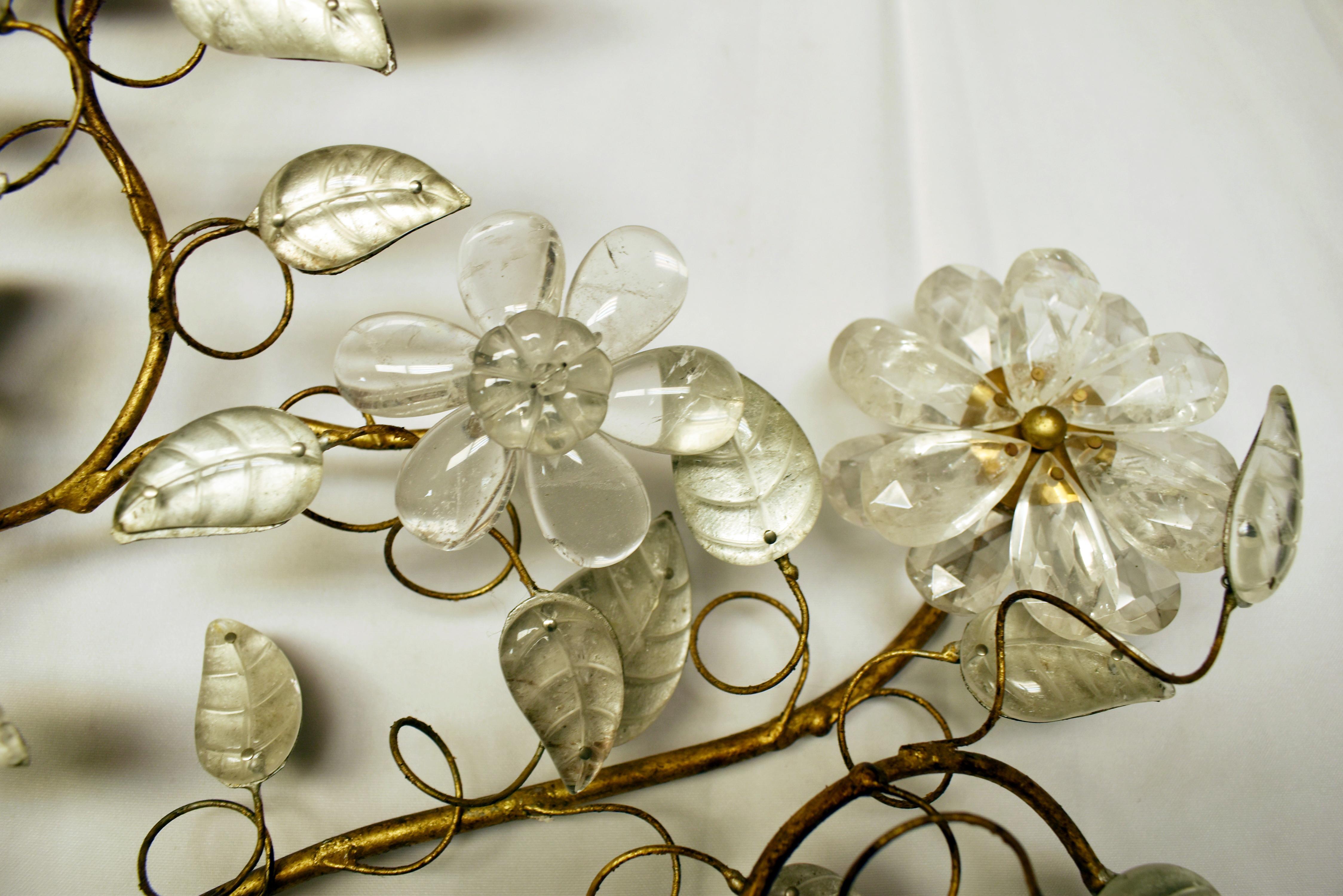 Cristal de roche Paire d'appliques florales en cristal de roche de style Modernity en vente